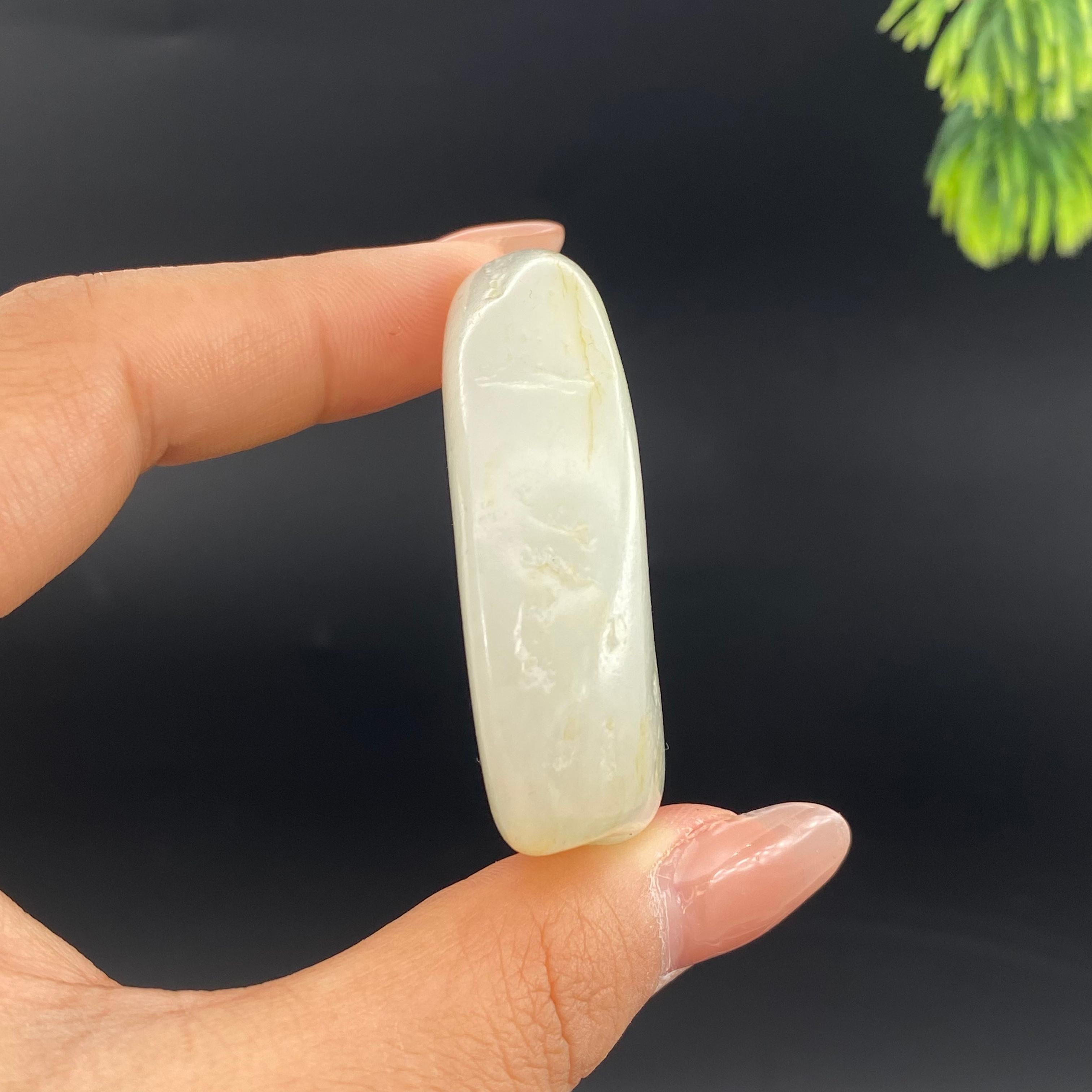 和田玉洒金皮籽料（57.22g）