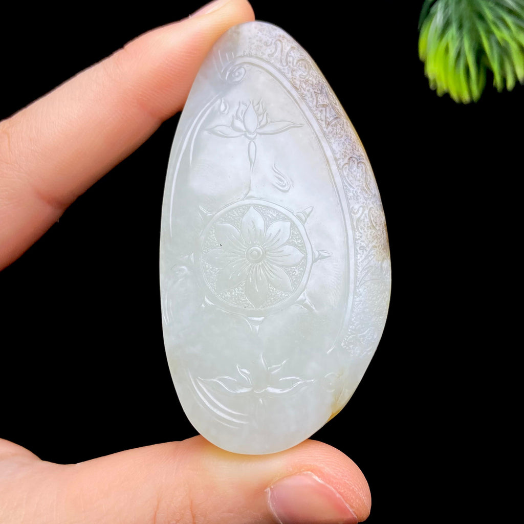 和田玉籽料大势至菩萨挂件（49.1g）