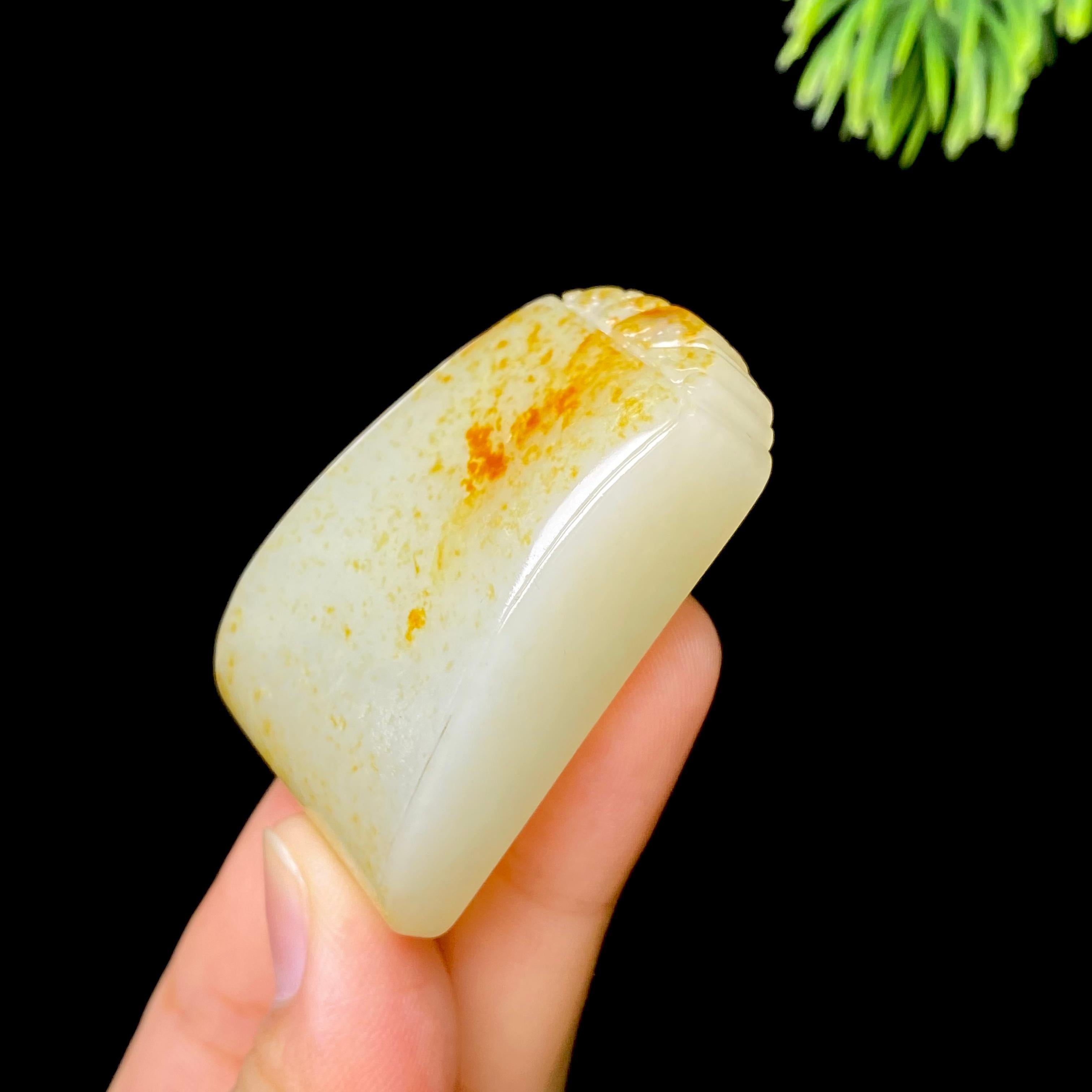 和田玉籽料无事牌（48.8g）
