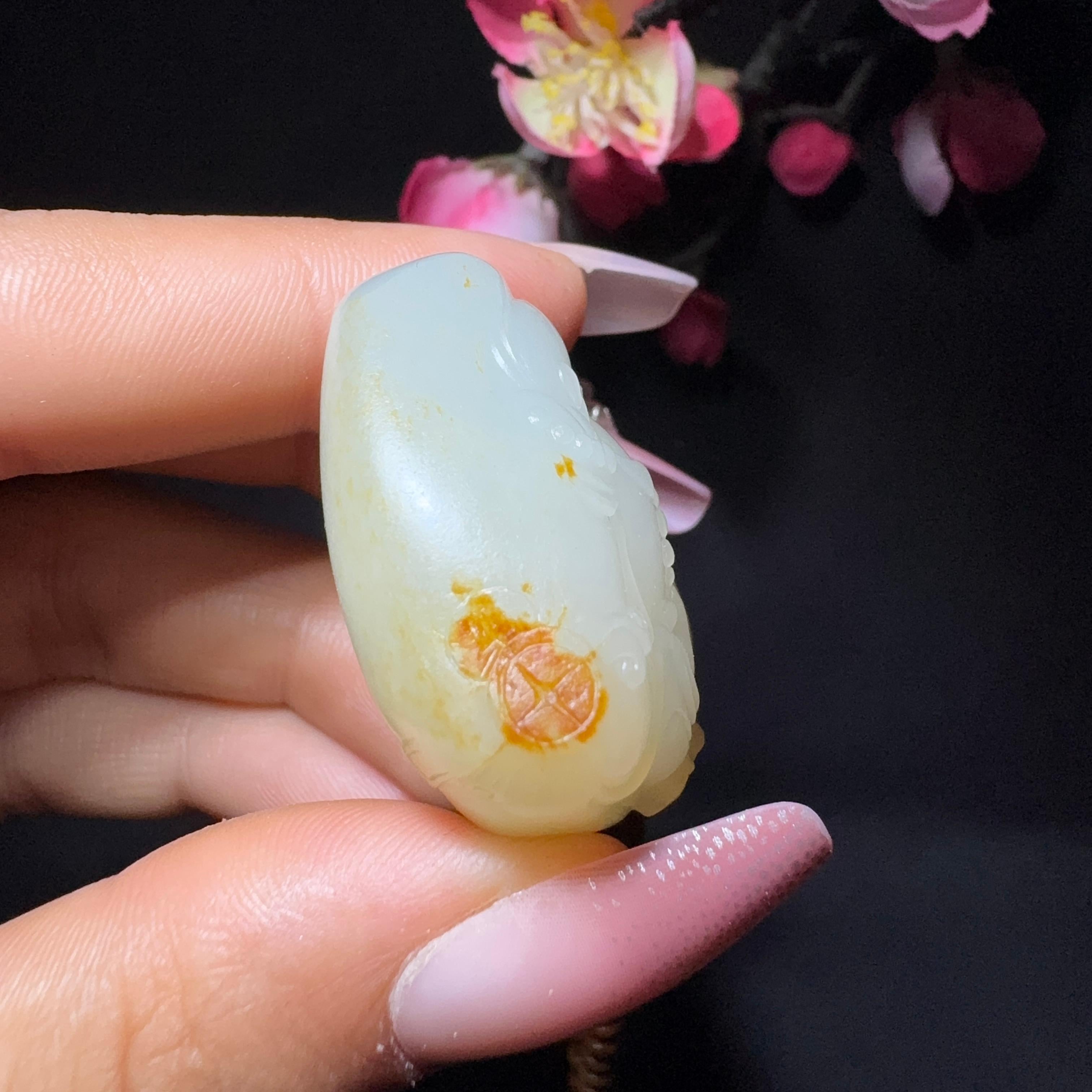 和田玉籽料挂件佛公（45.4g）