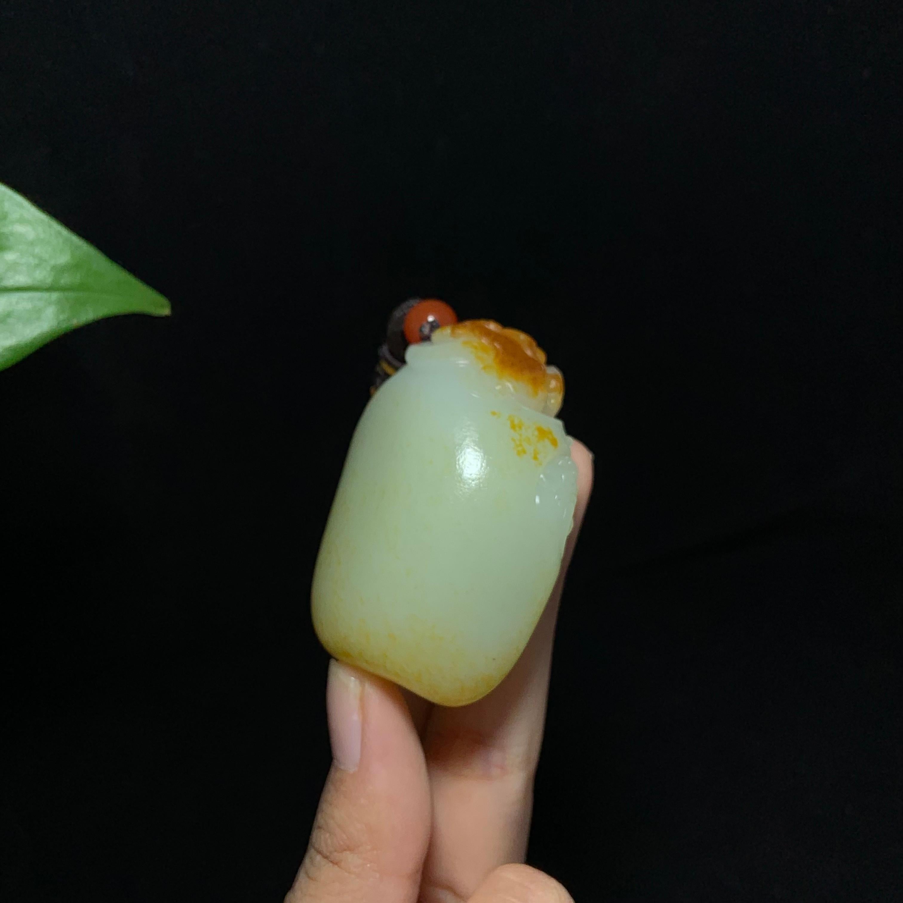 收藏级和田洒金皮籽料龙龟手把件（84.7g）