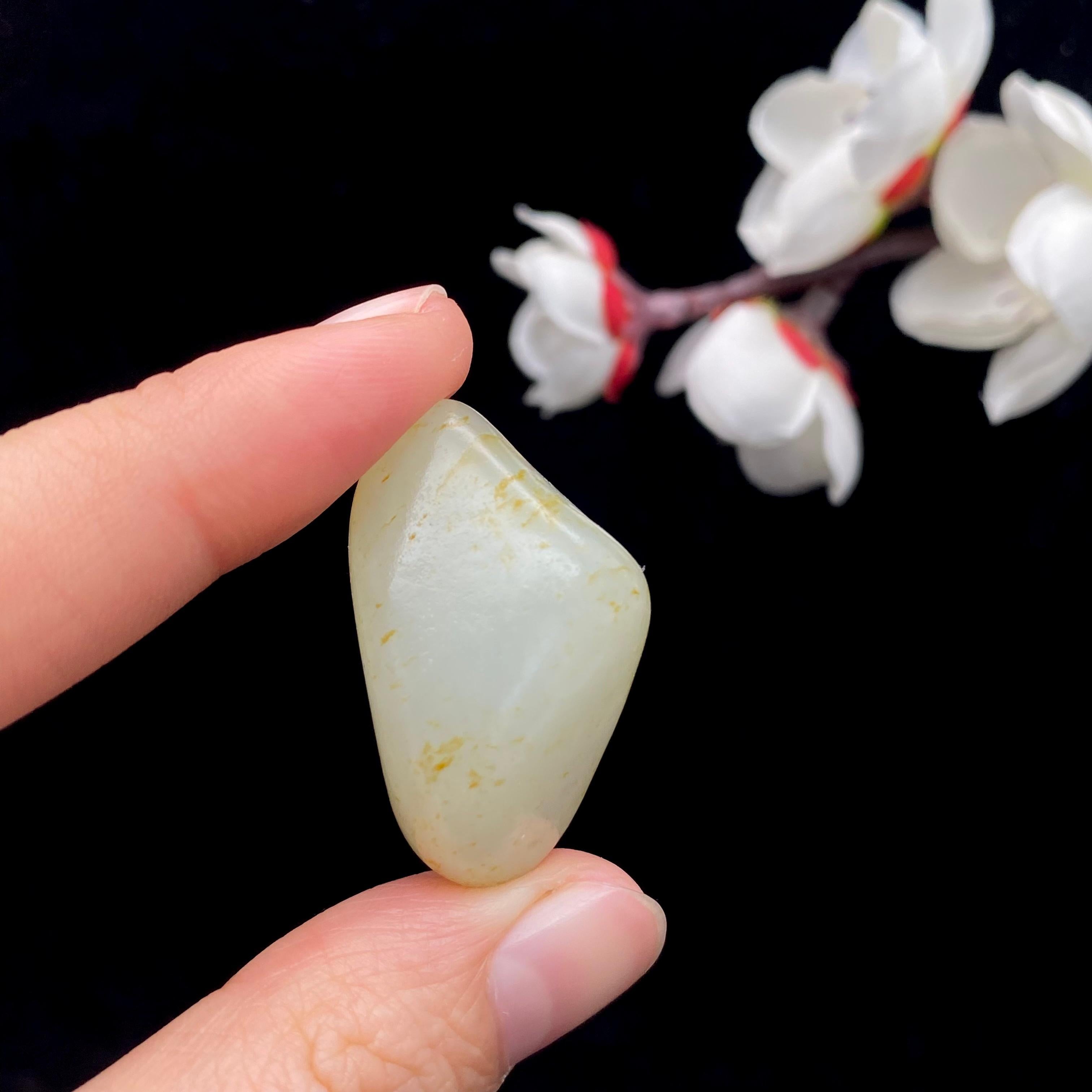 和田玉洒金皮籽料吊坠籽(14.2g)