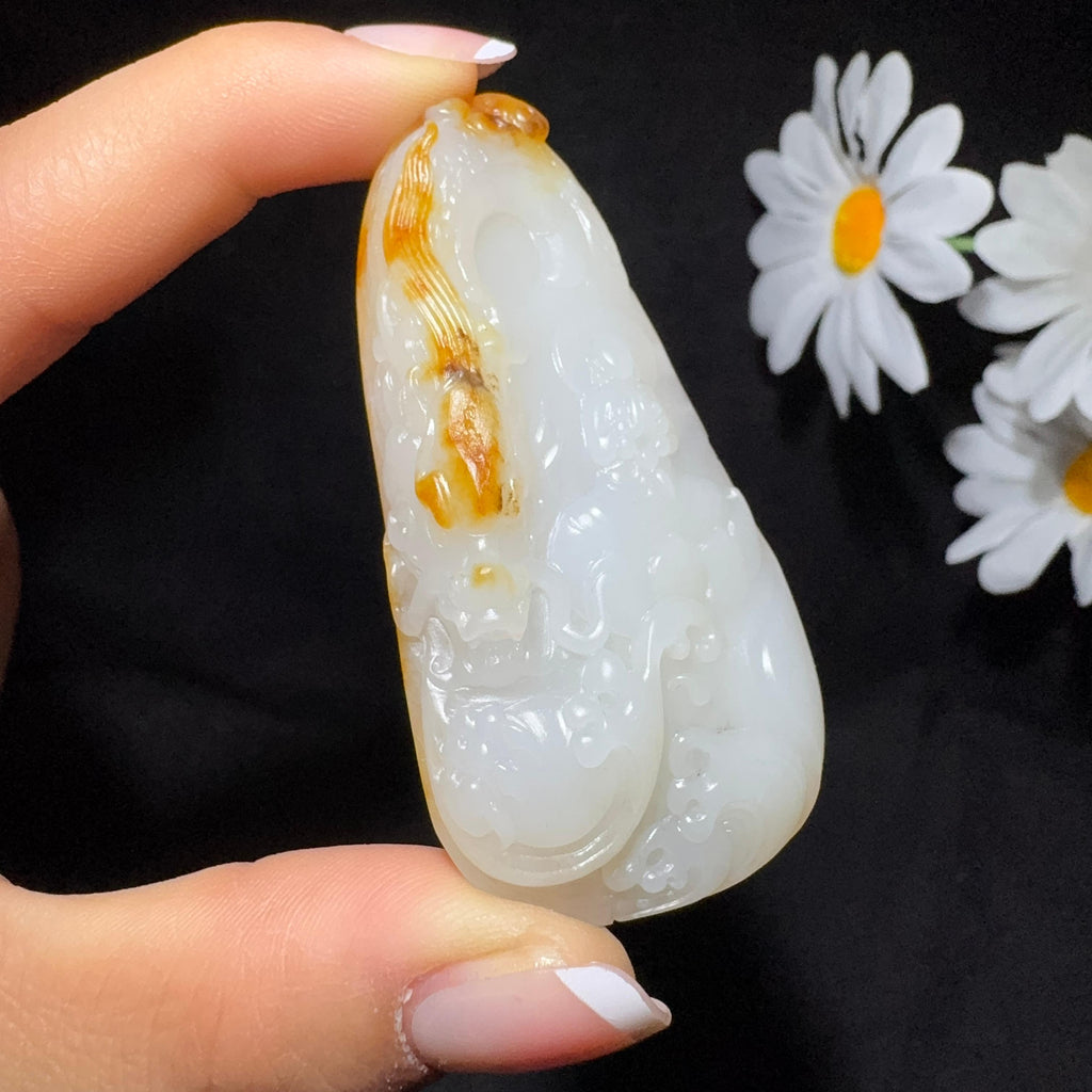 和田玉籽料挂件龙行天下（38.7g）