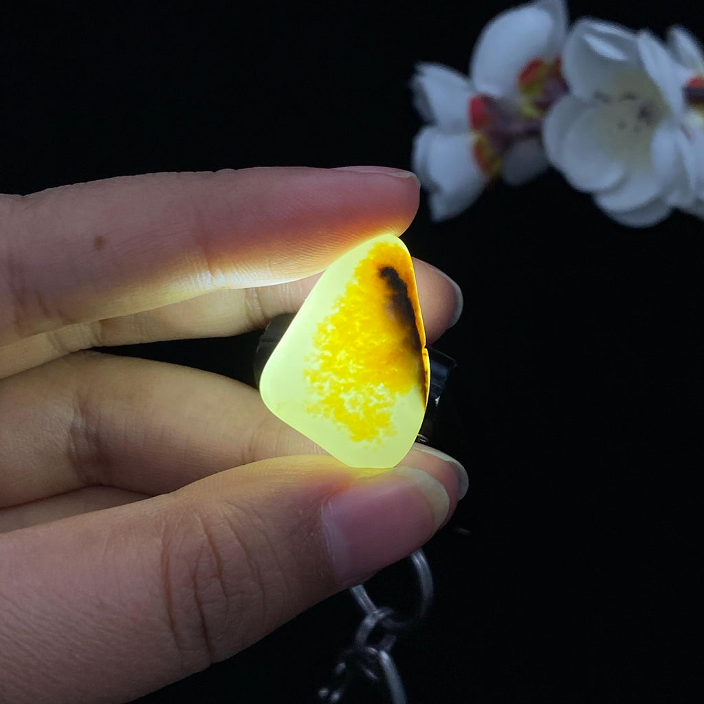 和田玉聚黄皮籽料吊坠籽（9.4g）