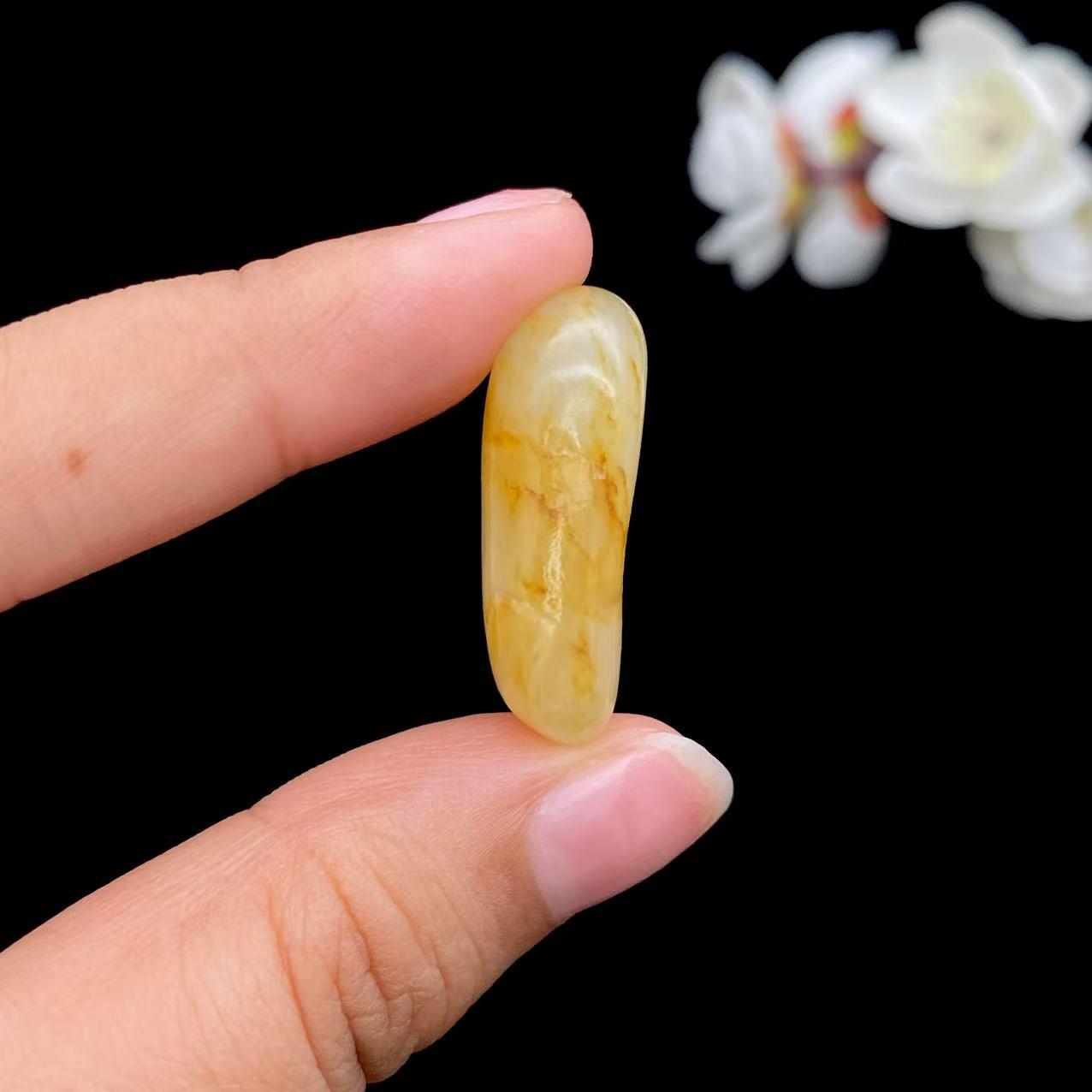 和田玉黄皮籽料吊坠籽（10g）
