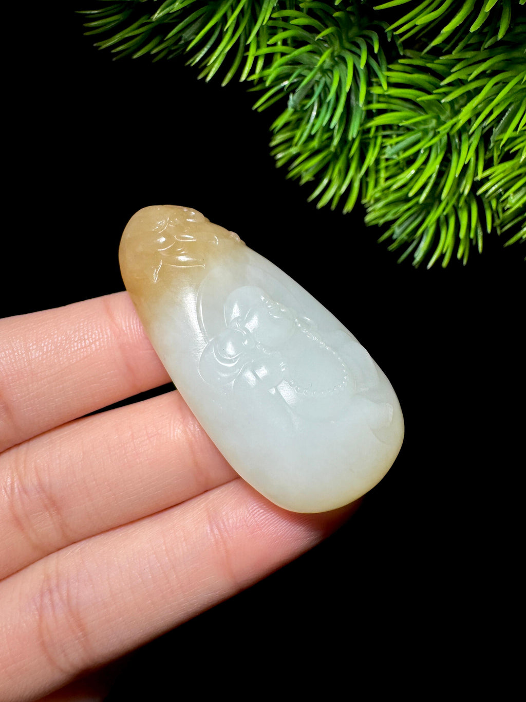 和田玉山料糖白玉佛公挂件（30.9g）