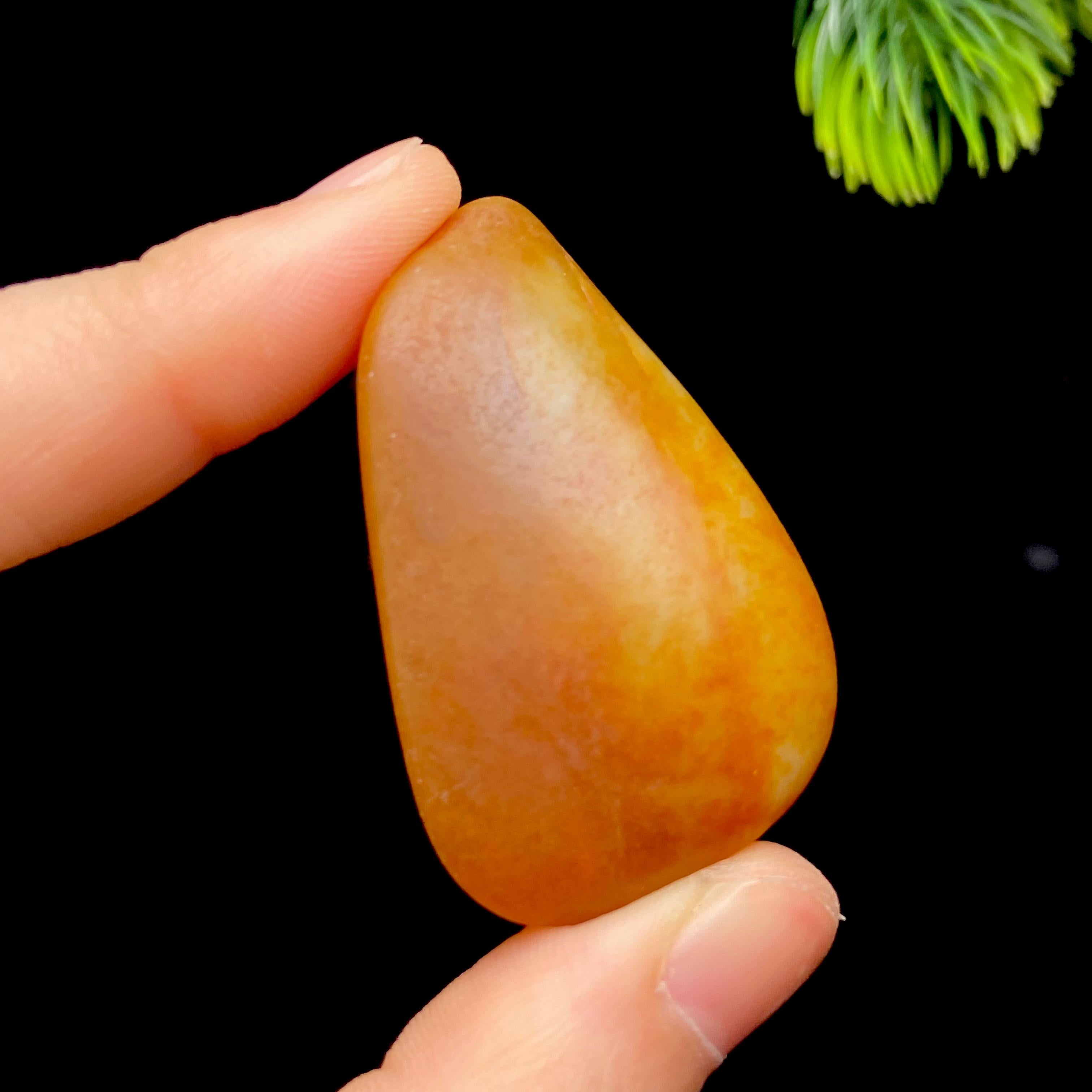 和田玉黄沁皮籽料（26.3g）