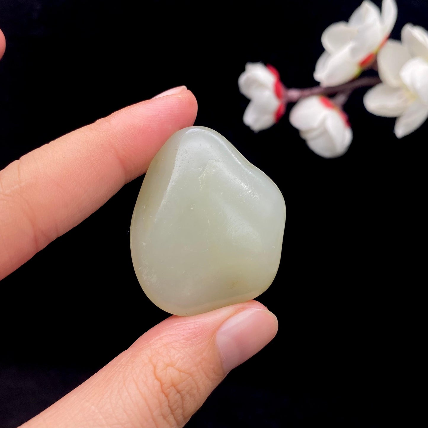 和田玉青白玉籽料原石（19.3g）