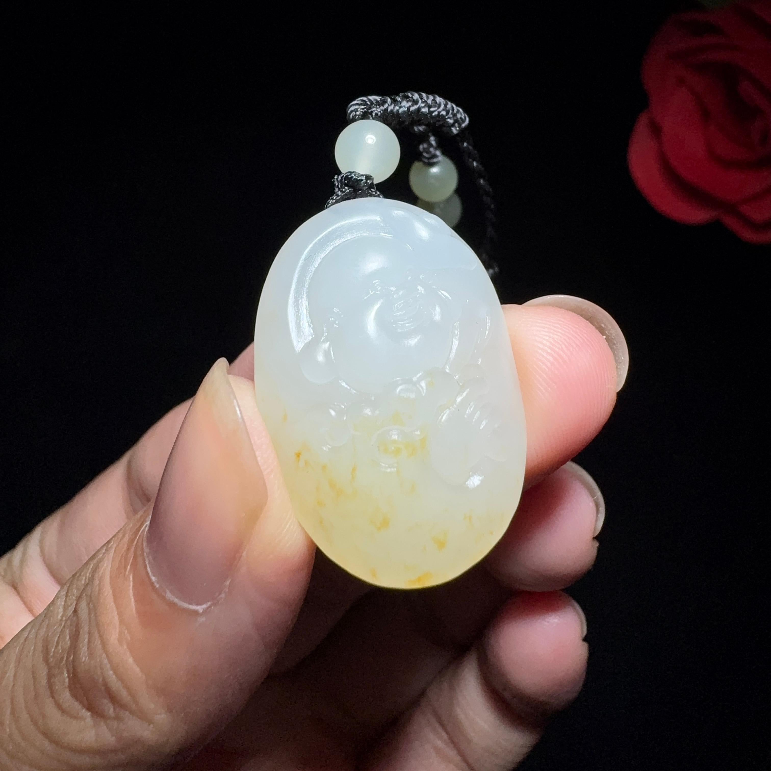 和田玉籽料佛公挂件（8.3g）