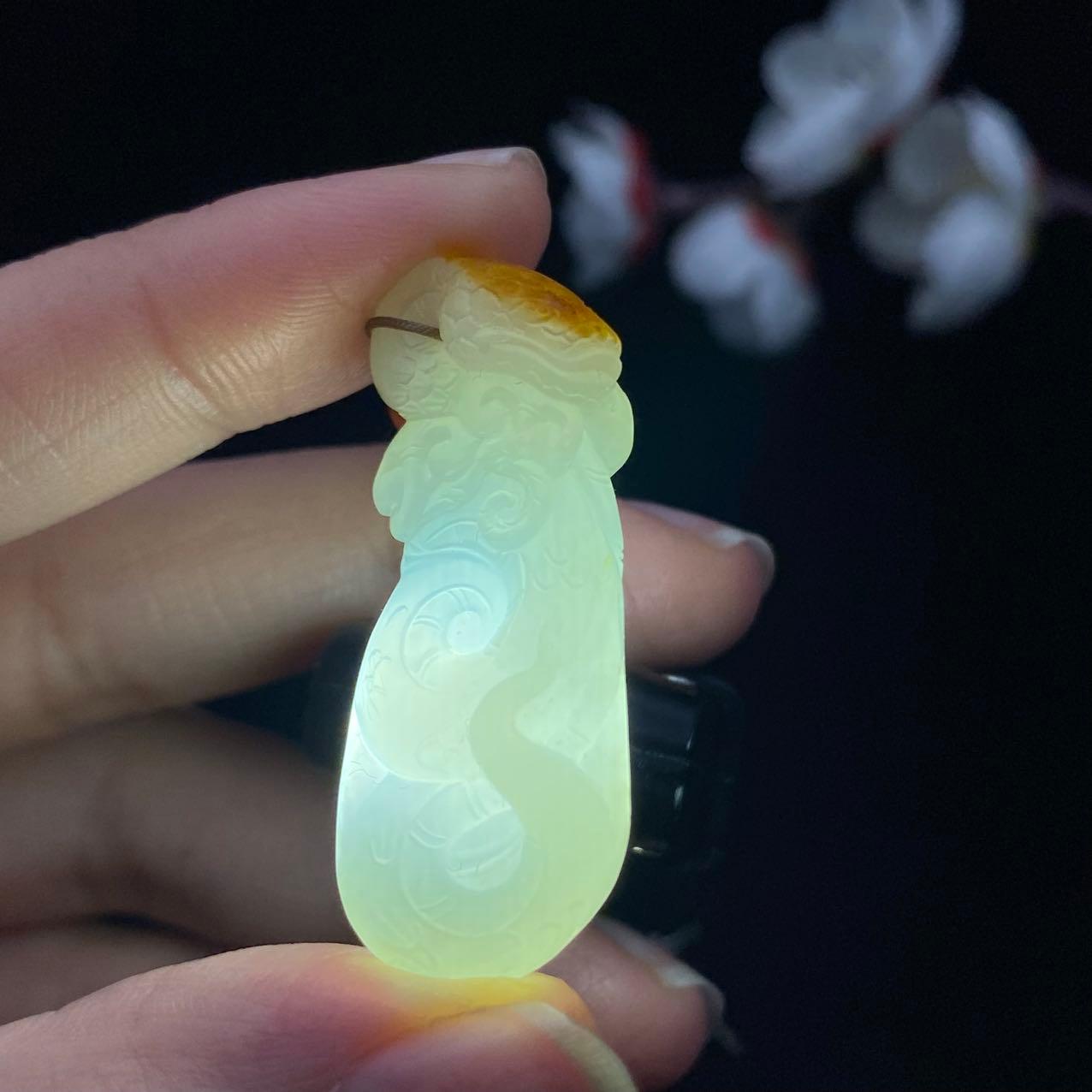 和田玉籽料【蛇】挂件（13.4g）