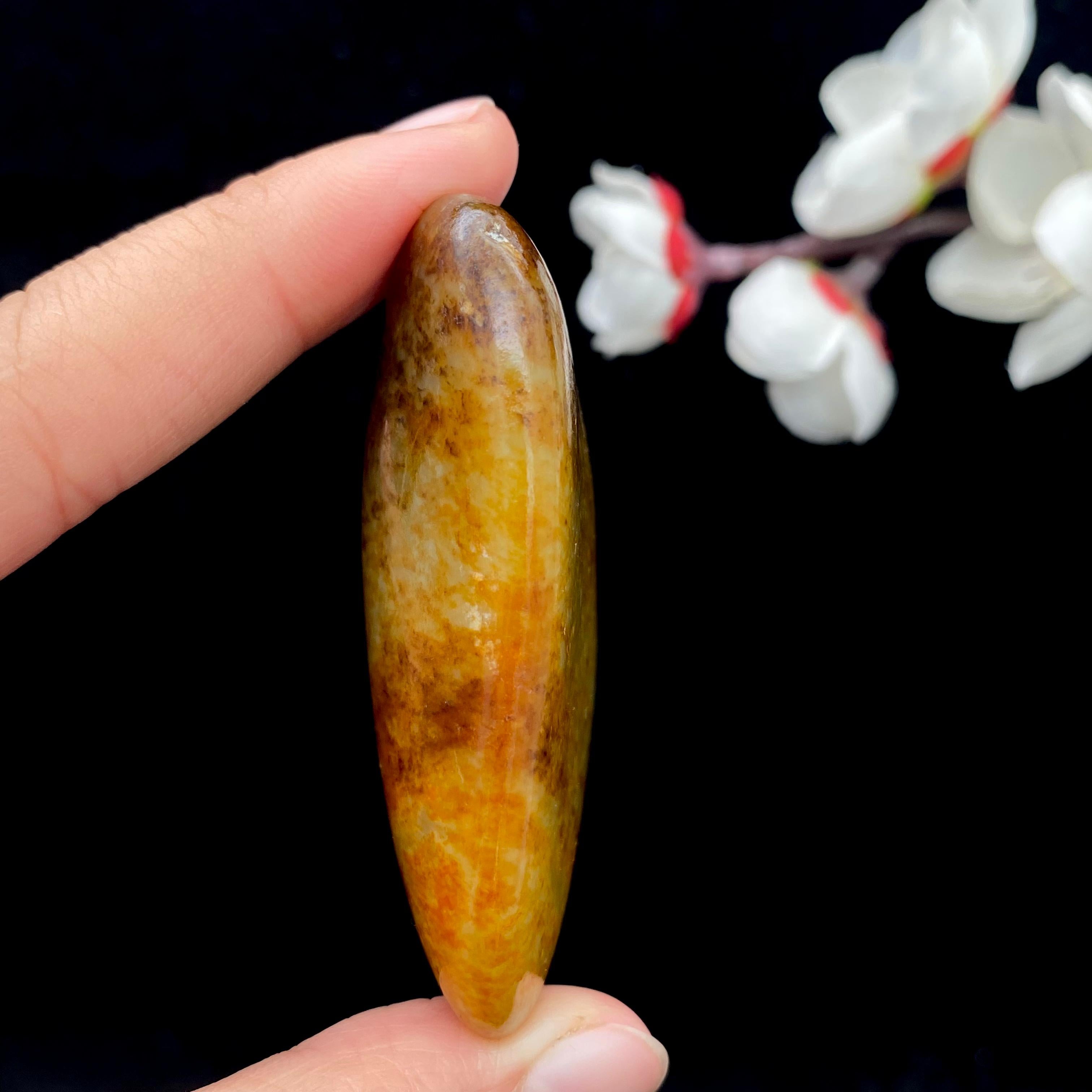 和田玉洒金皮籽料原石（67.1g）