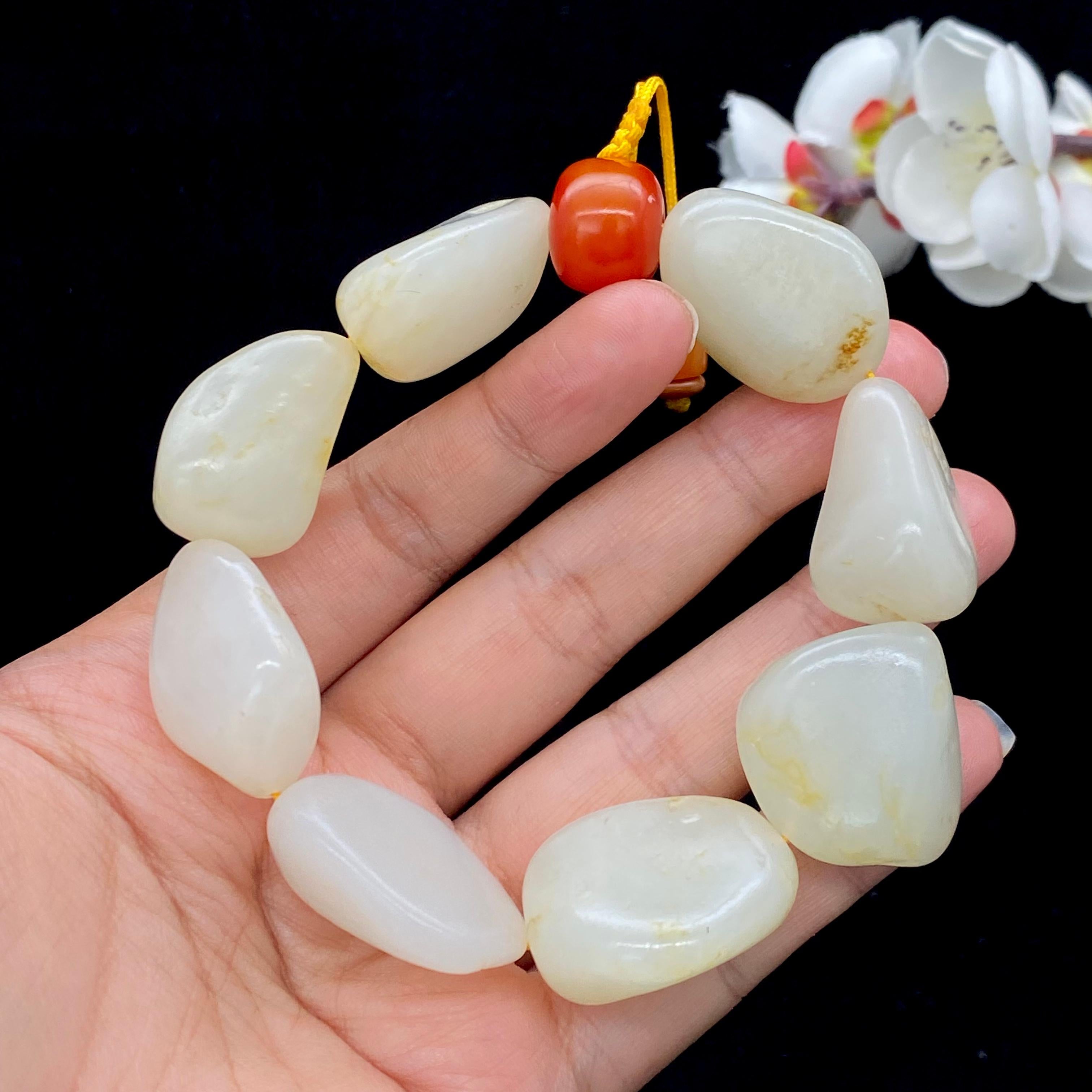 和田玉洒金皮籽料【精品手串】（106.3g）