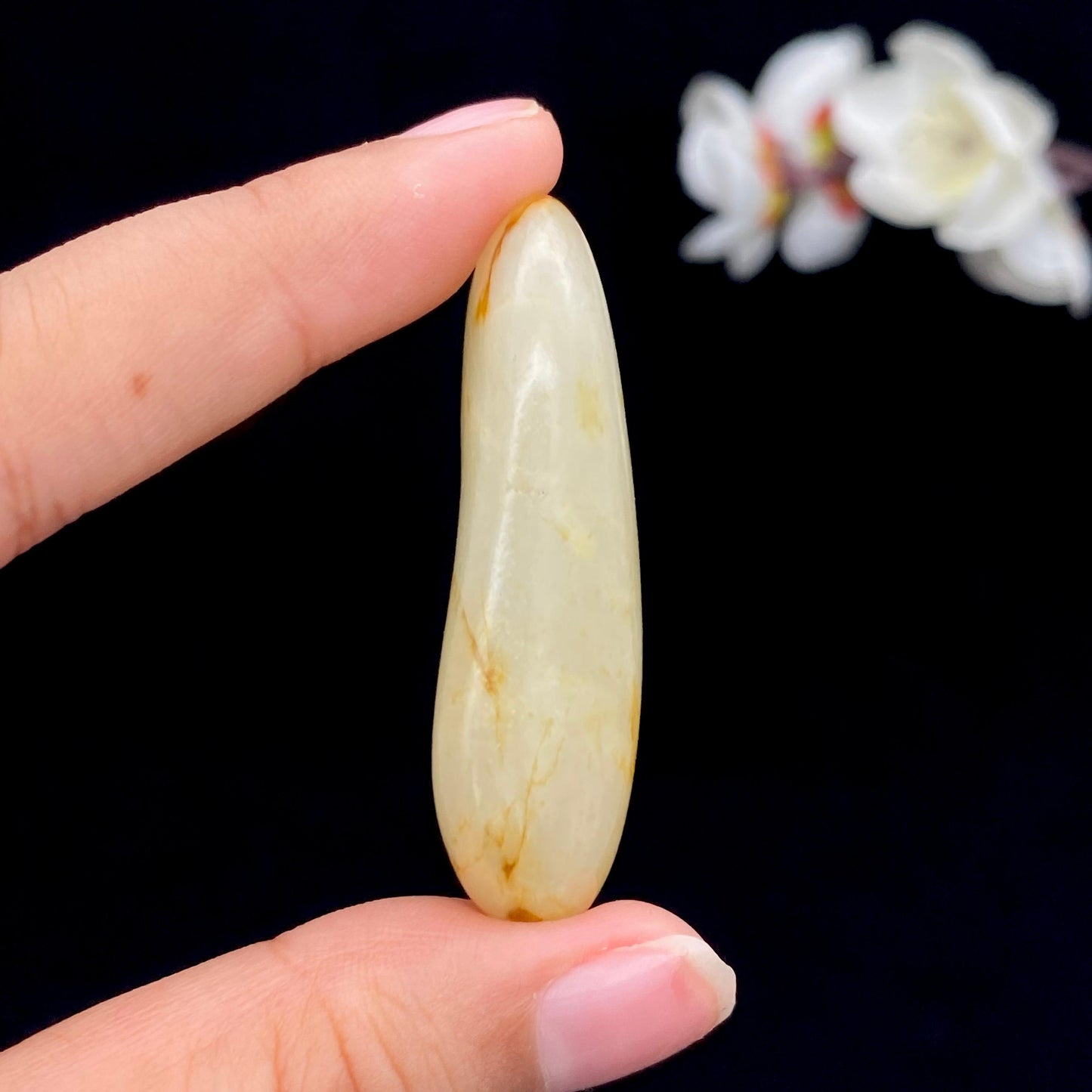 和田玉聚黄皮籽料挂件（24.5g）