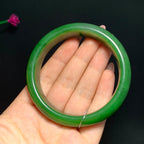 收藏级和田玉碧玉阳绿手镯（67.7g）