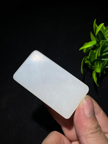 和田羊脂白玉无事牌（56.7g）