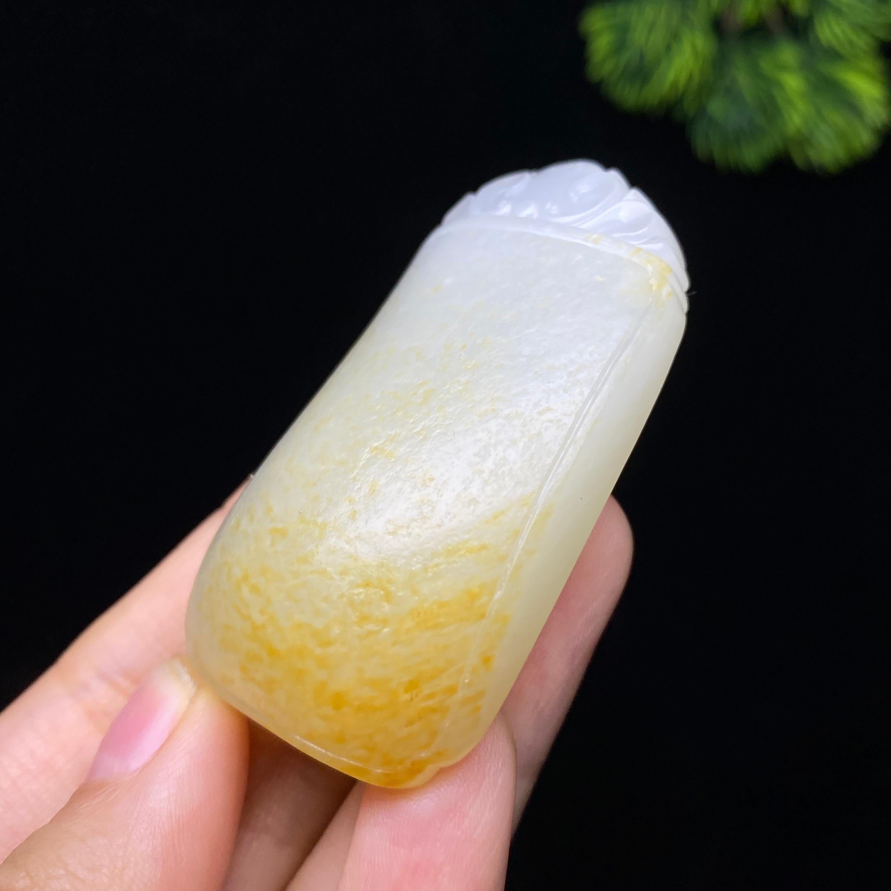 和田玉籽料无事牌（50.5g）