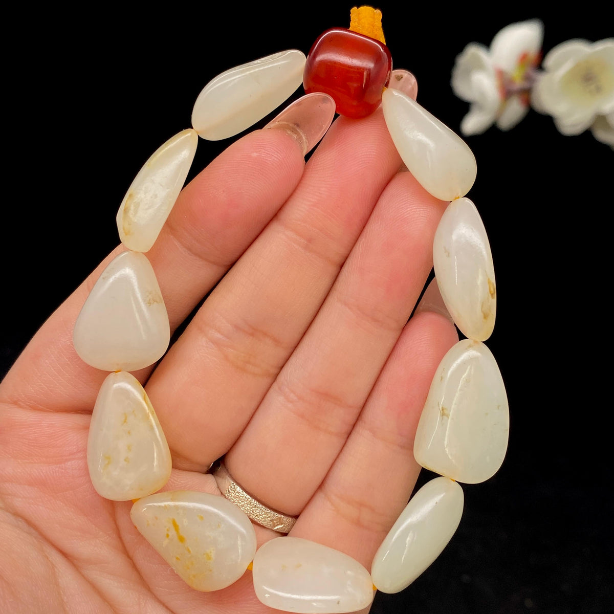 和田玉白玉带洒金皮籽料【精品手串】（35.2g）