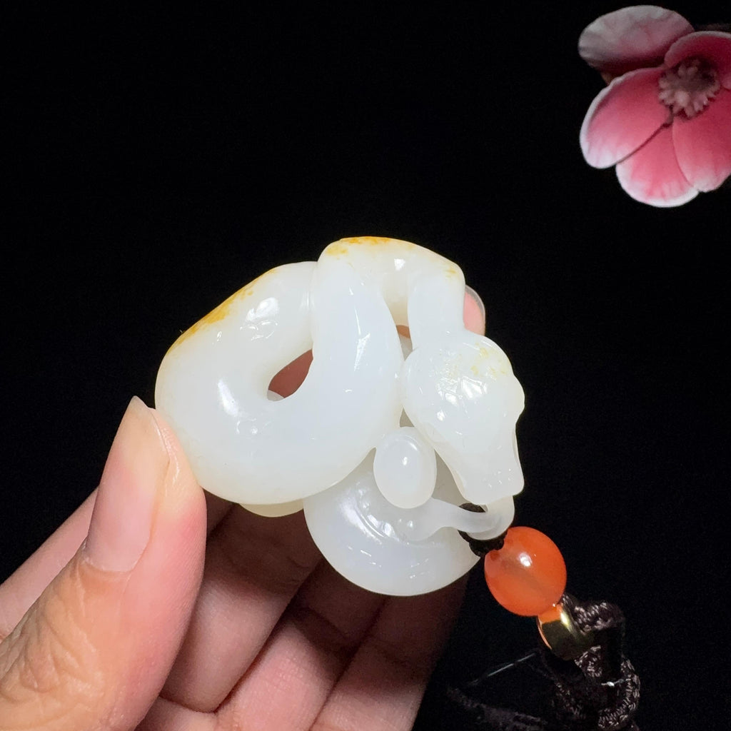 秒杀和田玉籽料挂件蛇（41.3g）