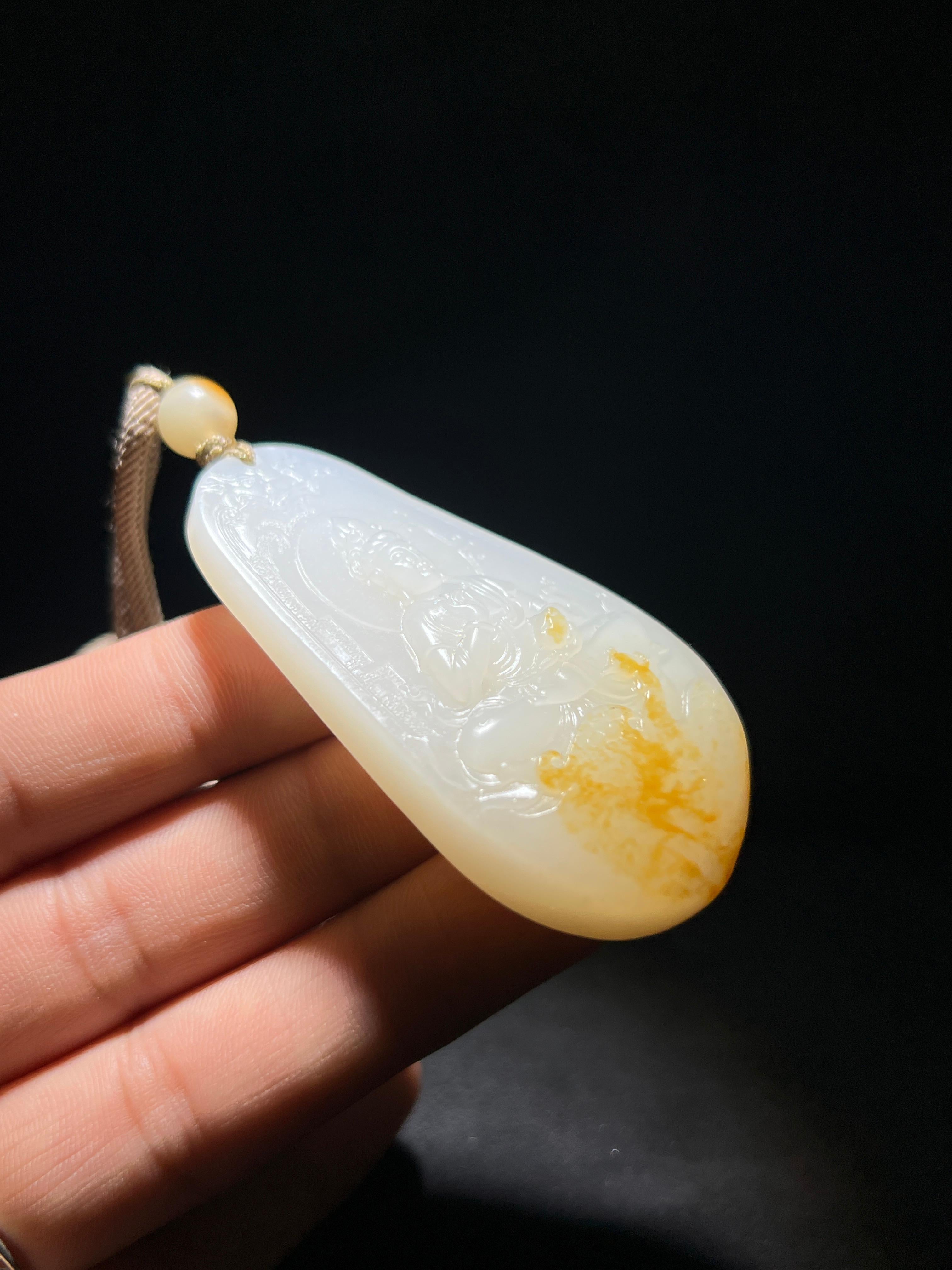 和田玉籽料观音（47.0g）
