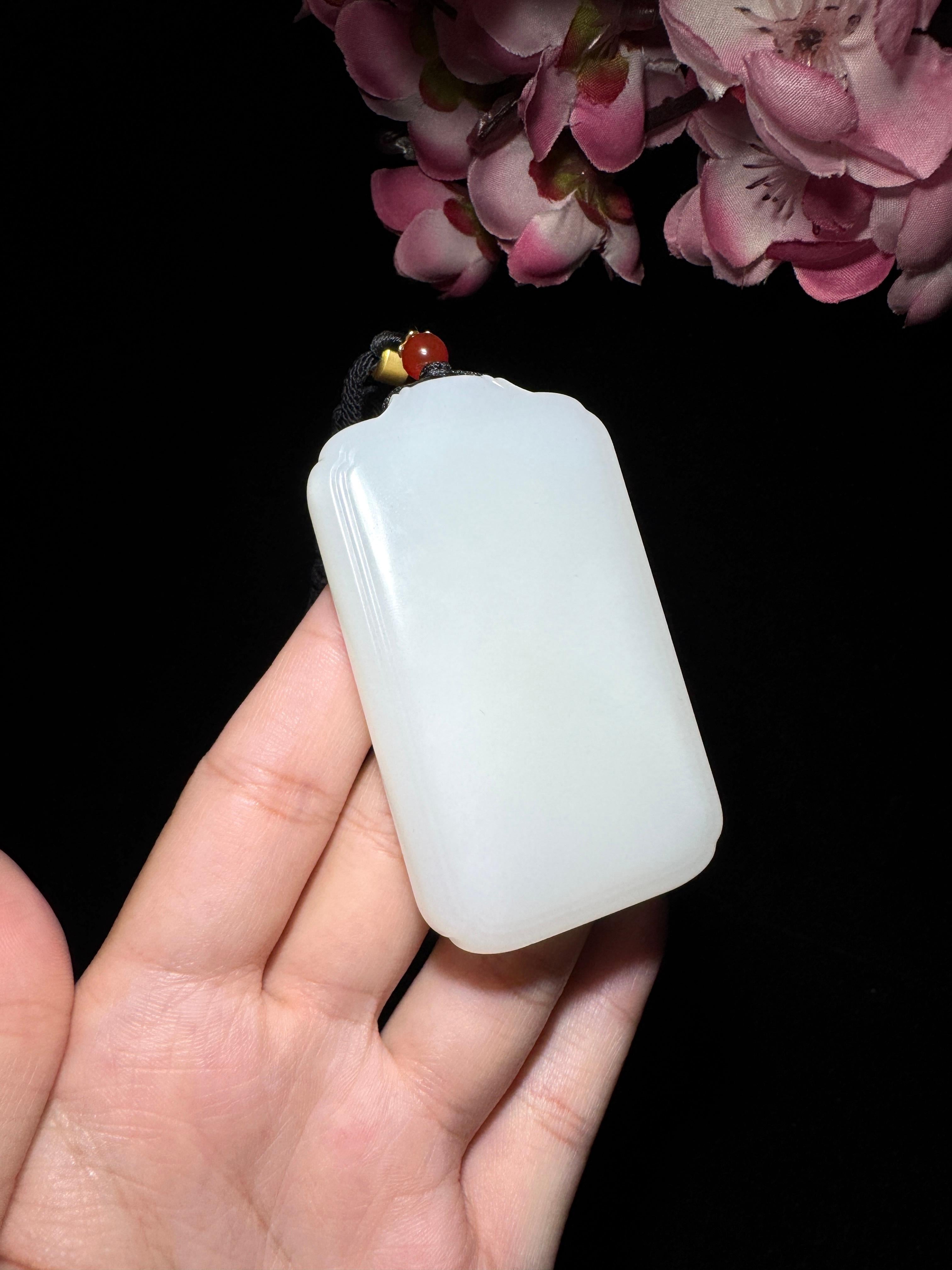 和田玉白玉无事牌（83.3g）