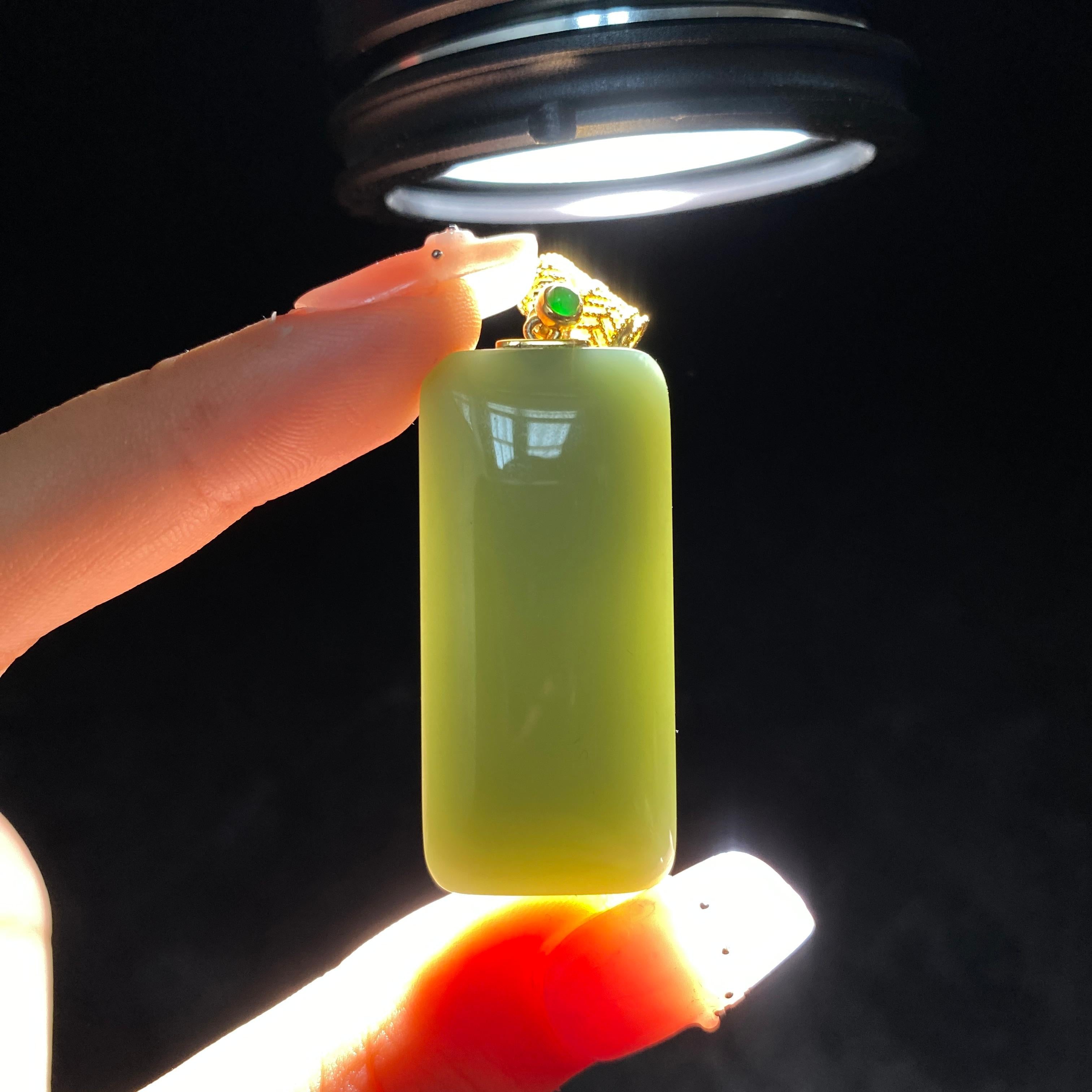 和田玉鸭蛋青18k金扣头无事牌（12.8g）