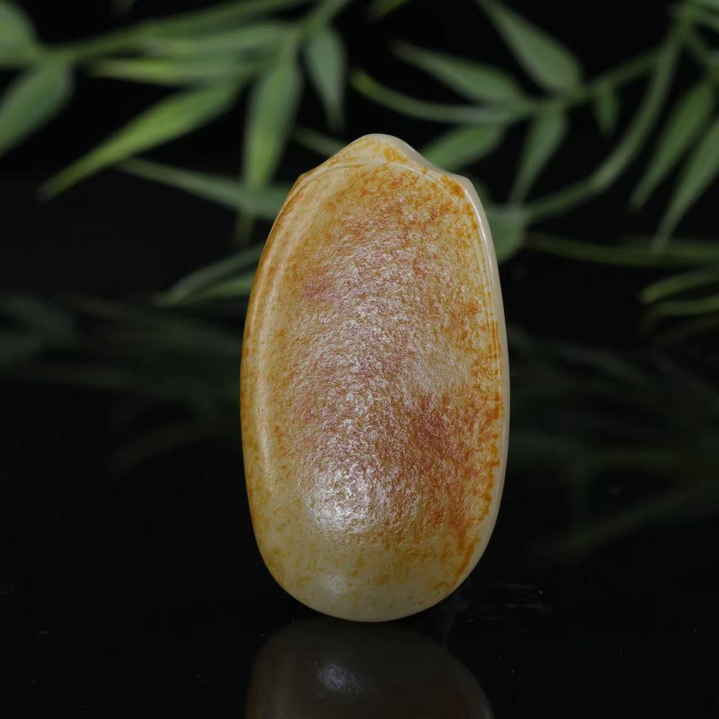 和田玉洒红皮无事牌挂坠（73.3g）