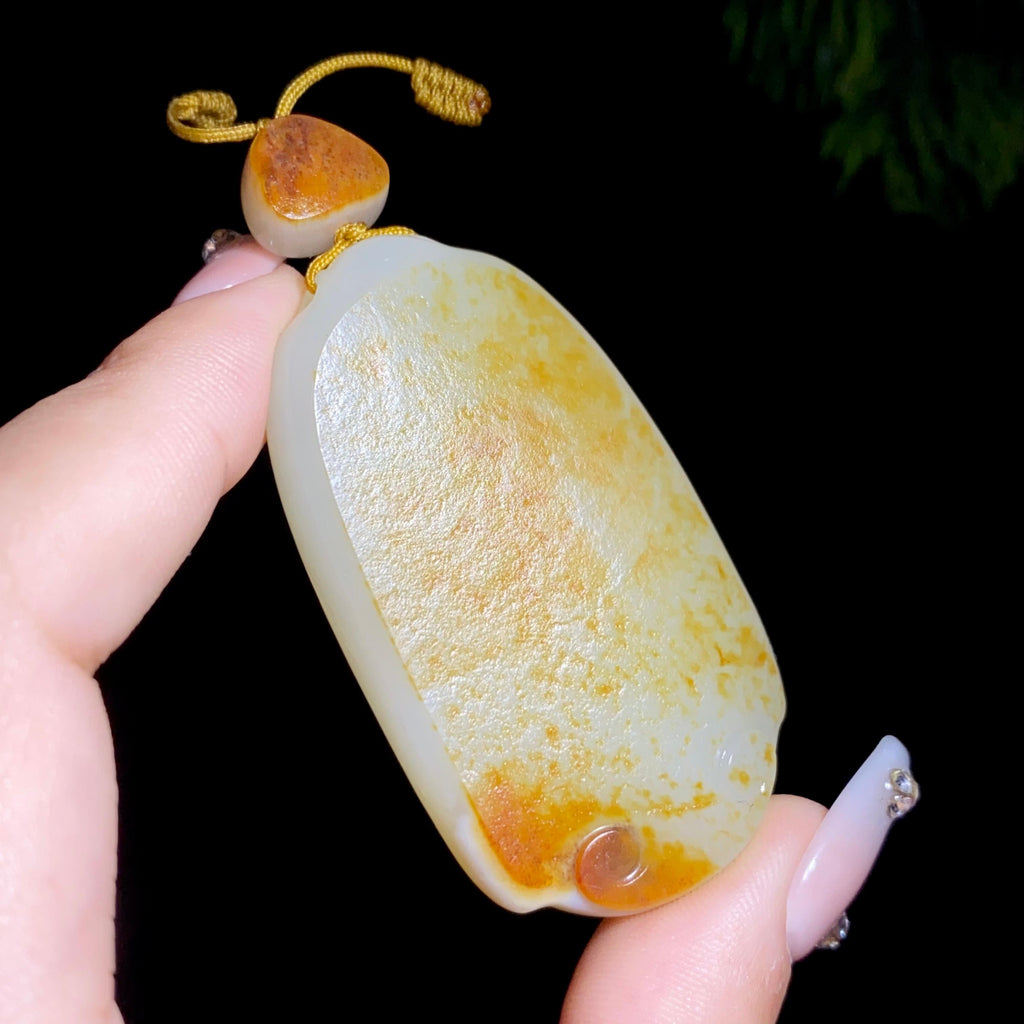 和田玉籽料无事牌（48.7g）