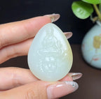 新疆和田玉且末料羊脂玉观音（29.6g）