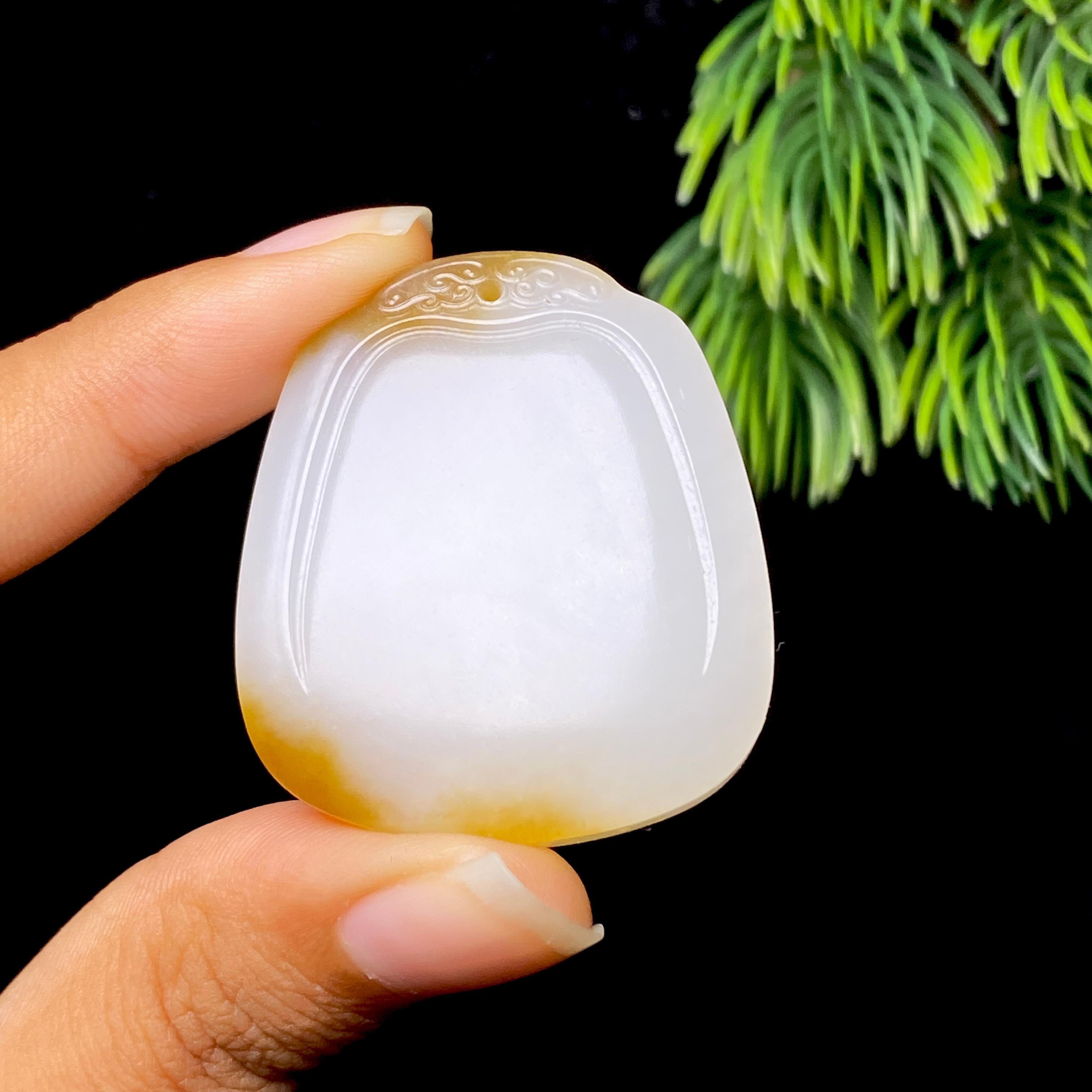 和田玉糖白无事牌（26.2g）