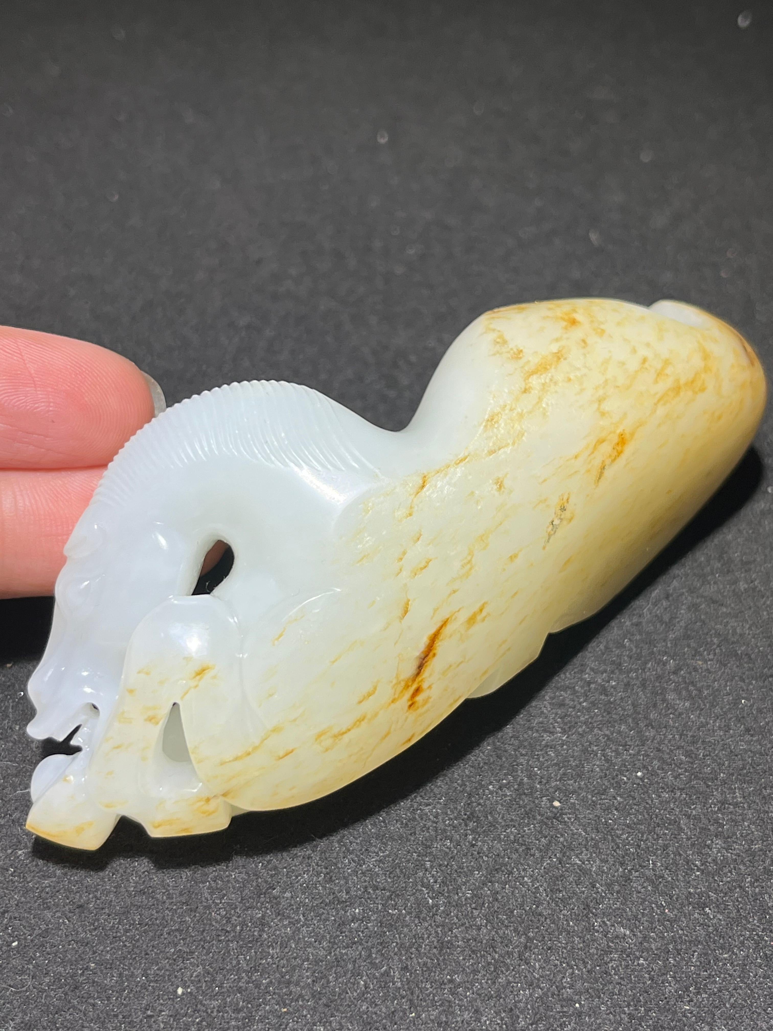 和田玉籽料白玉马（133.0g）