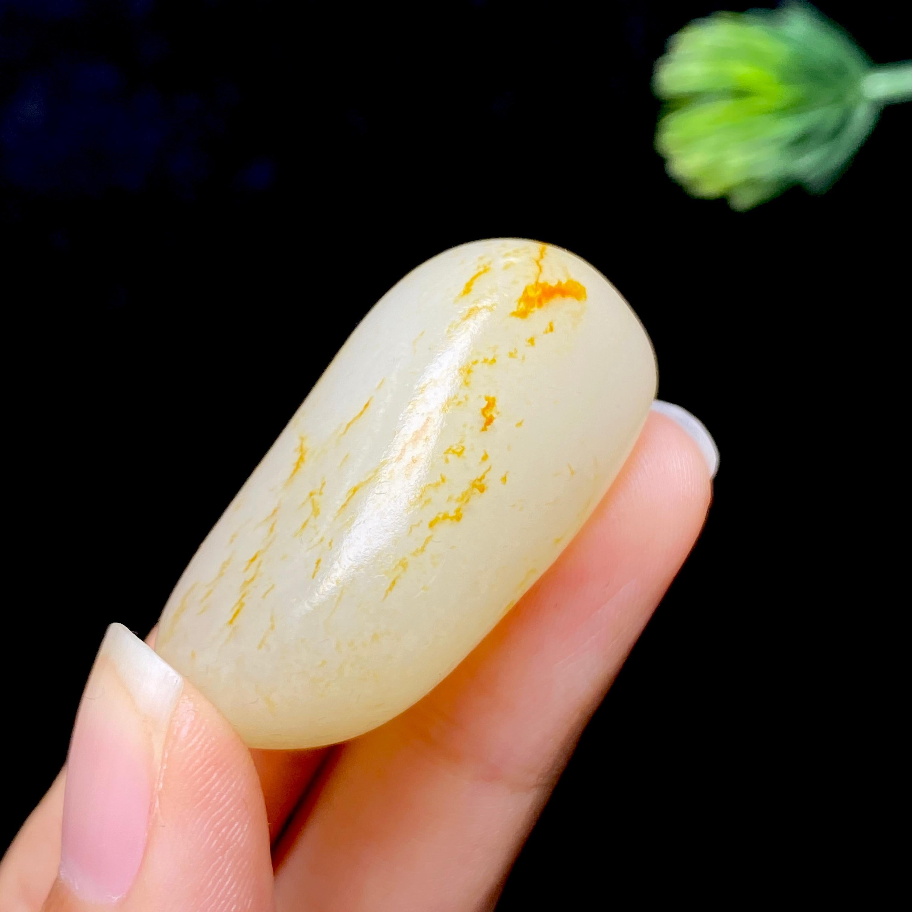 和田玉洒金皮籽料（24.00g）