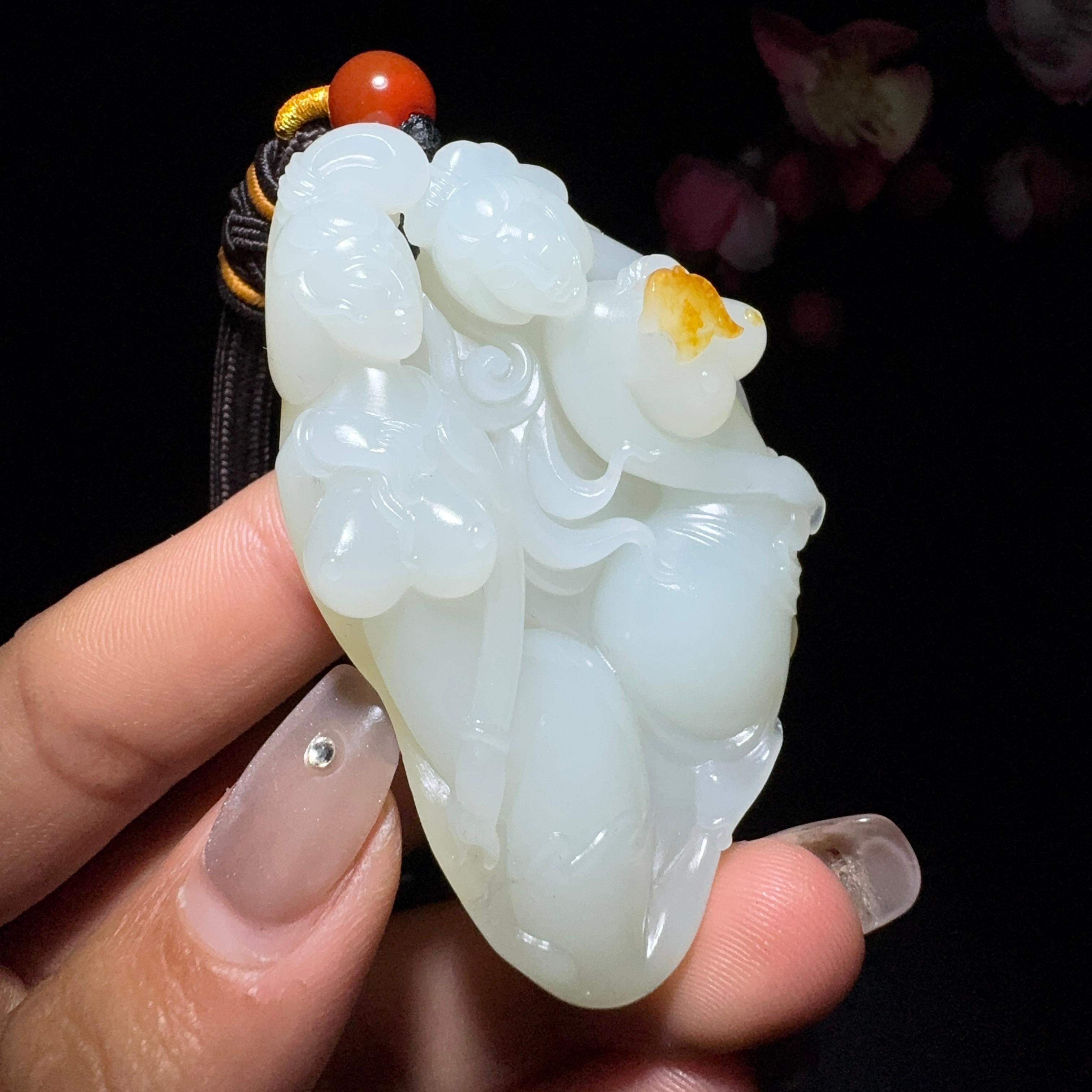 和田玉籽料玉贵人手把件（60.9g）
