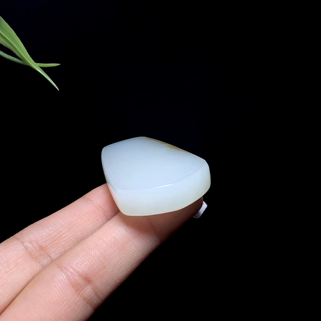 和田玉糖白无事牌（28.5g）