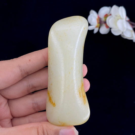 和田玉洒金皮籽料手把件（121.8g）