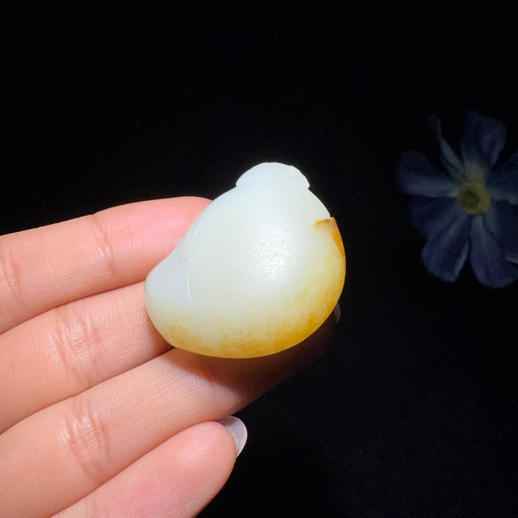 和田玉籽料挂件佛公（28.1g）