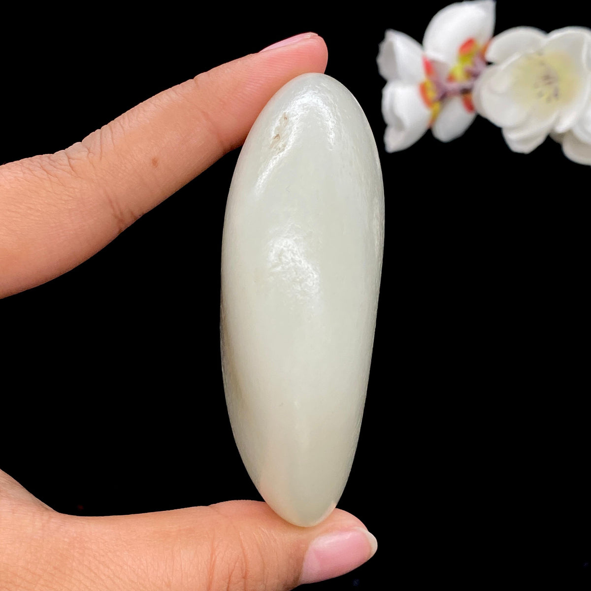 和田玉白玉籽料手把件（187.7g）