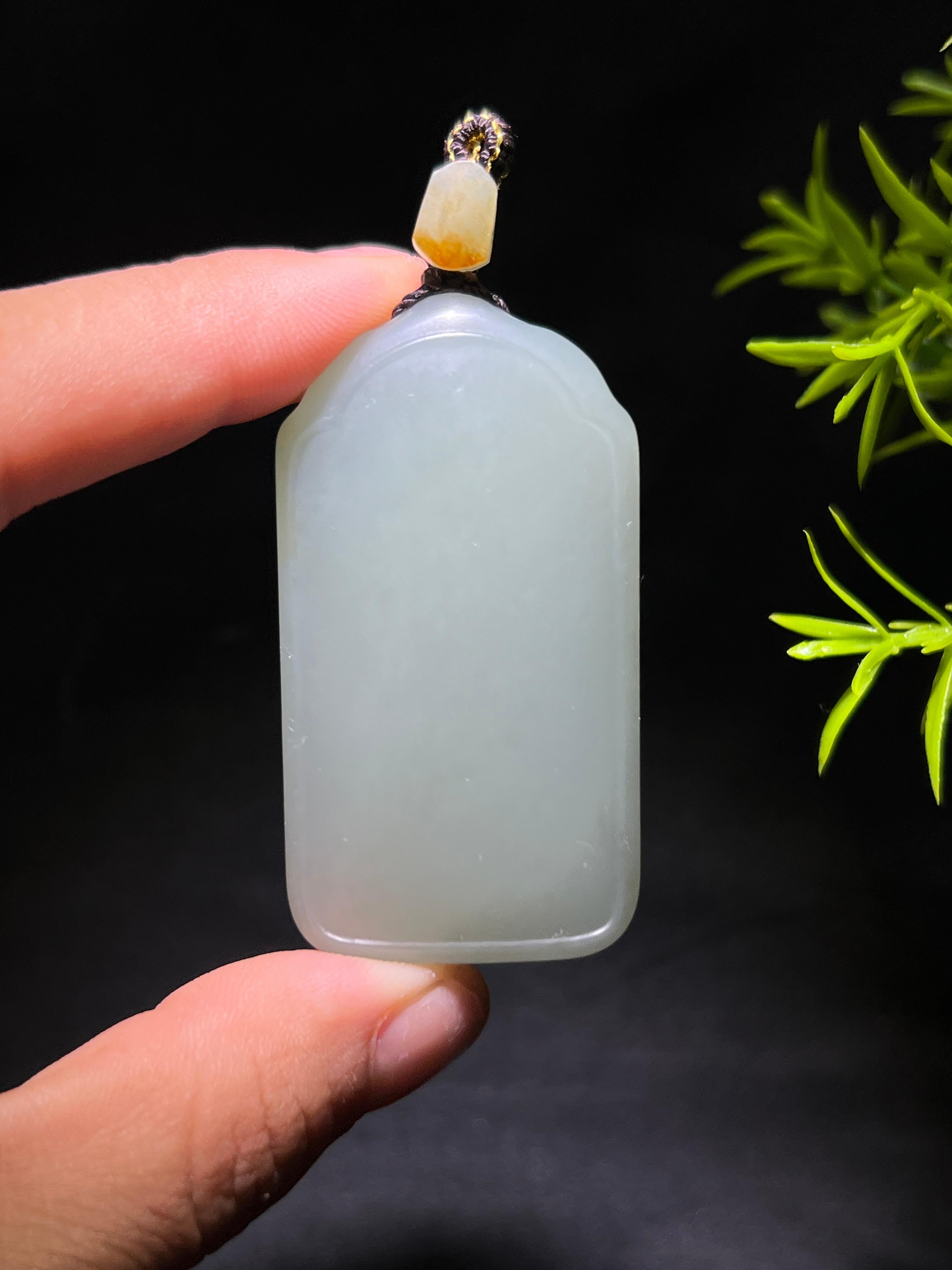 和田玉籽料无事牌（50.0g）