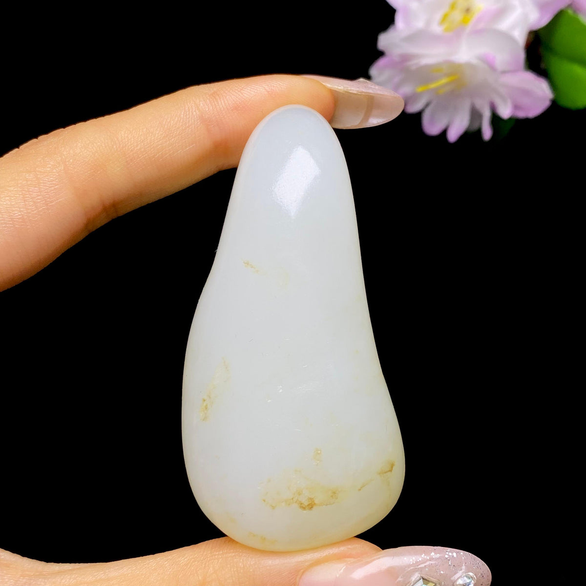 和田玉洒金皮籽料手把件（94.44g）