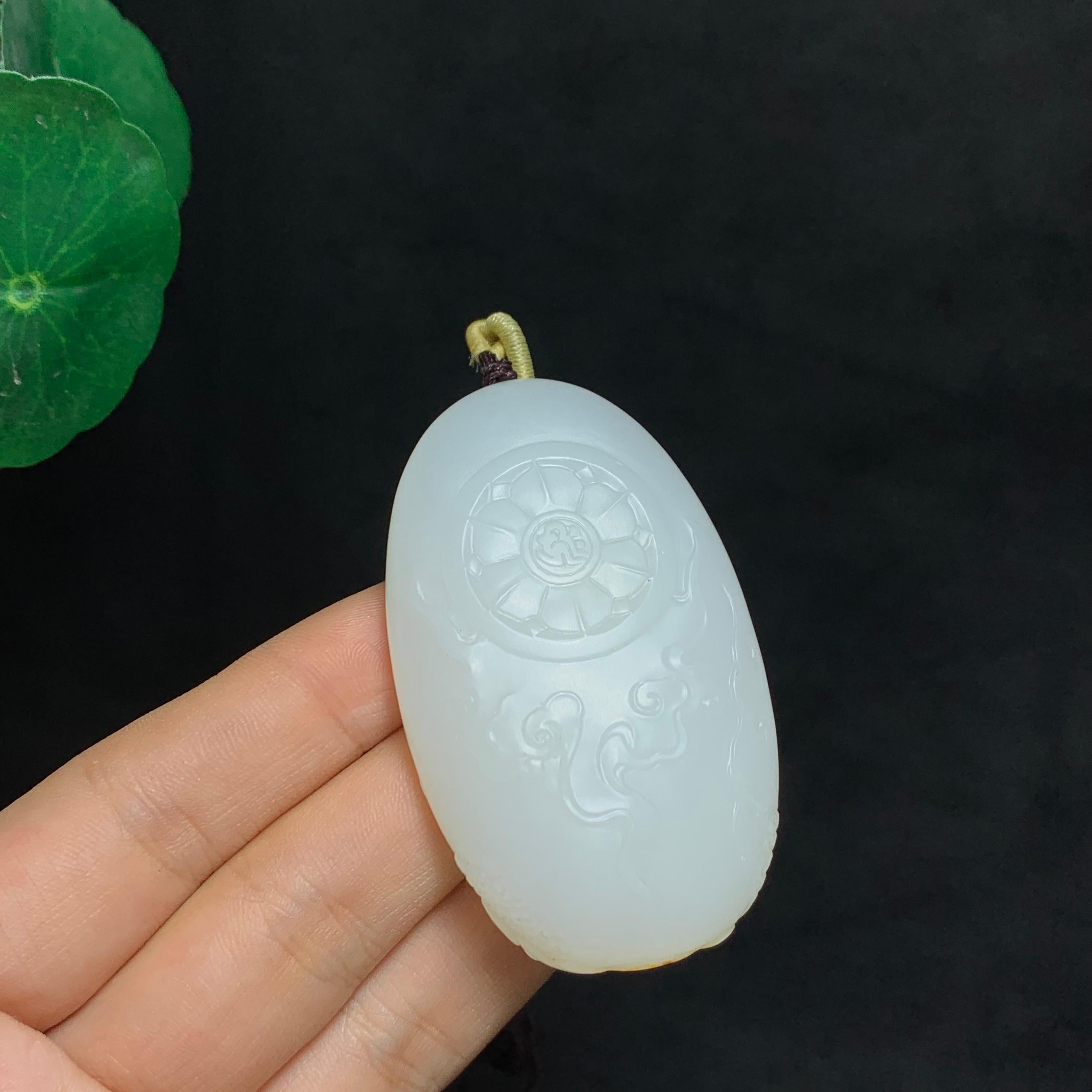 和田籽料羊脂白玉观音（53.0g）