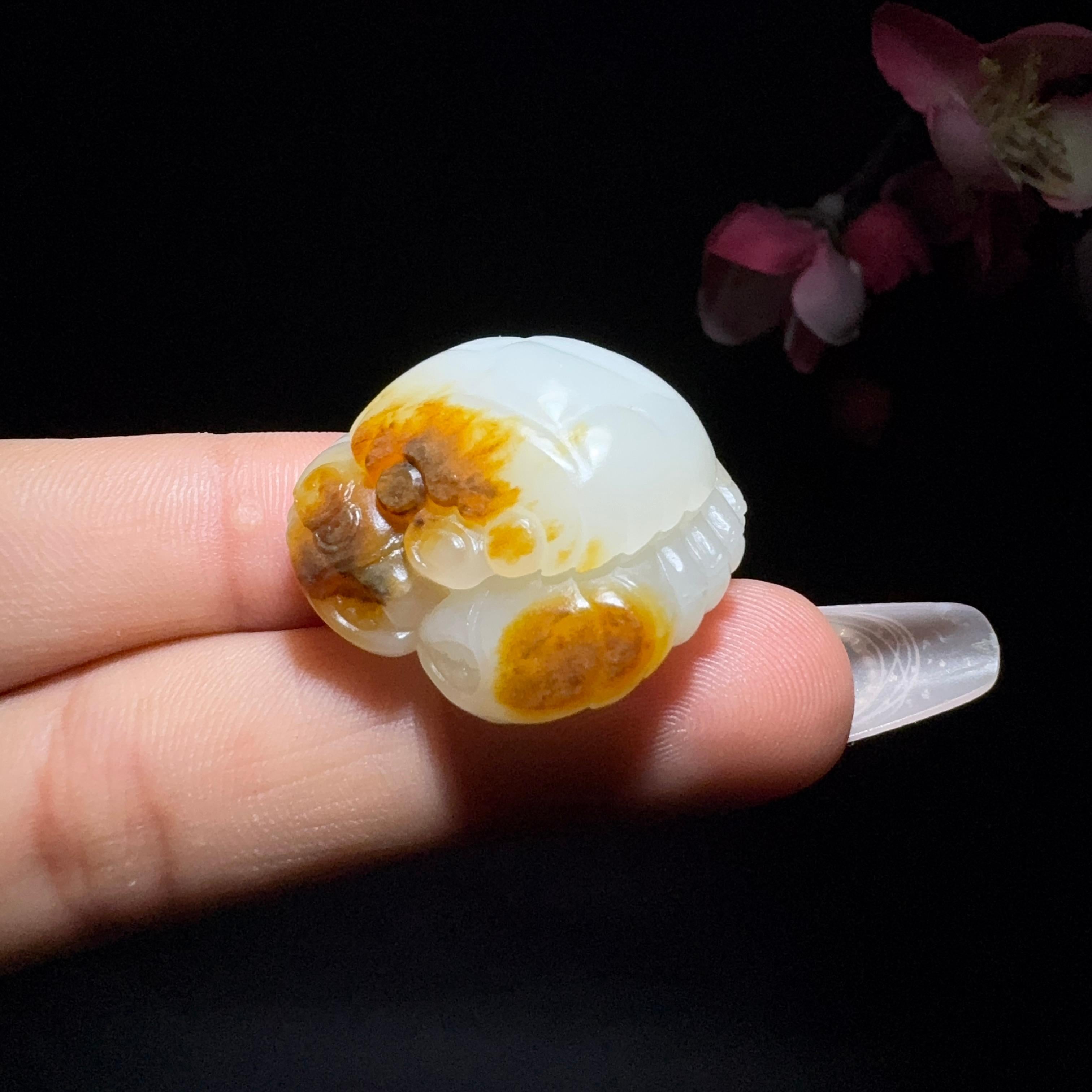 和田玉籽料小挂件（15.7g）