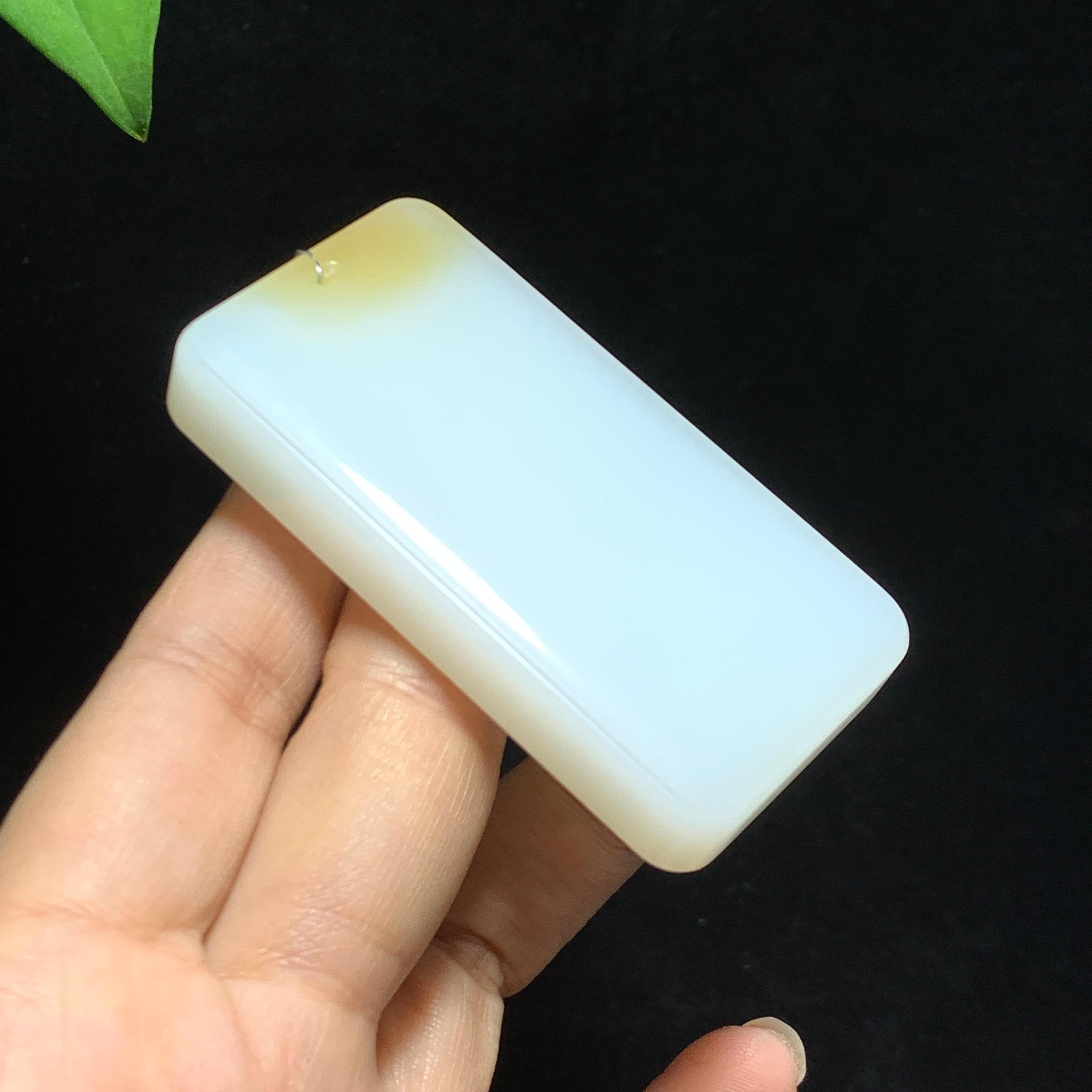 和田山料糖白玉无事牌挂件（73.6g）