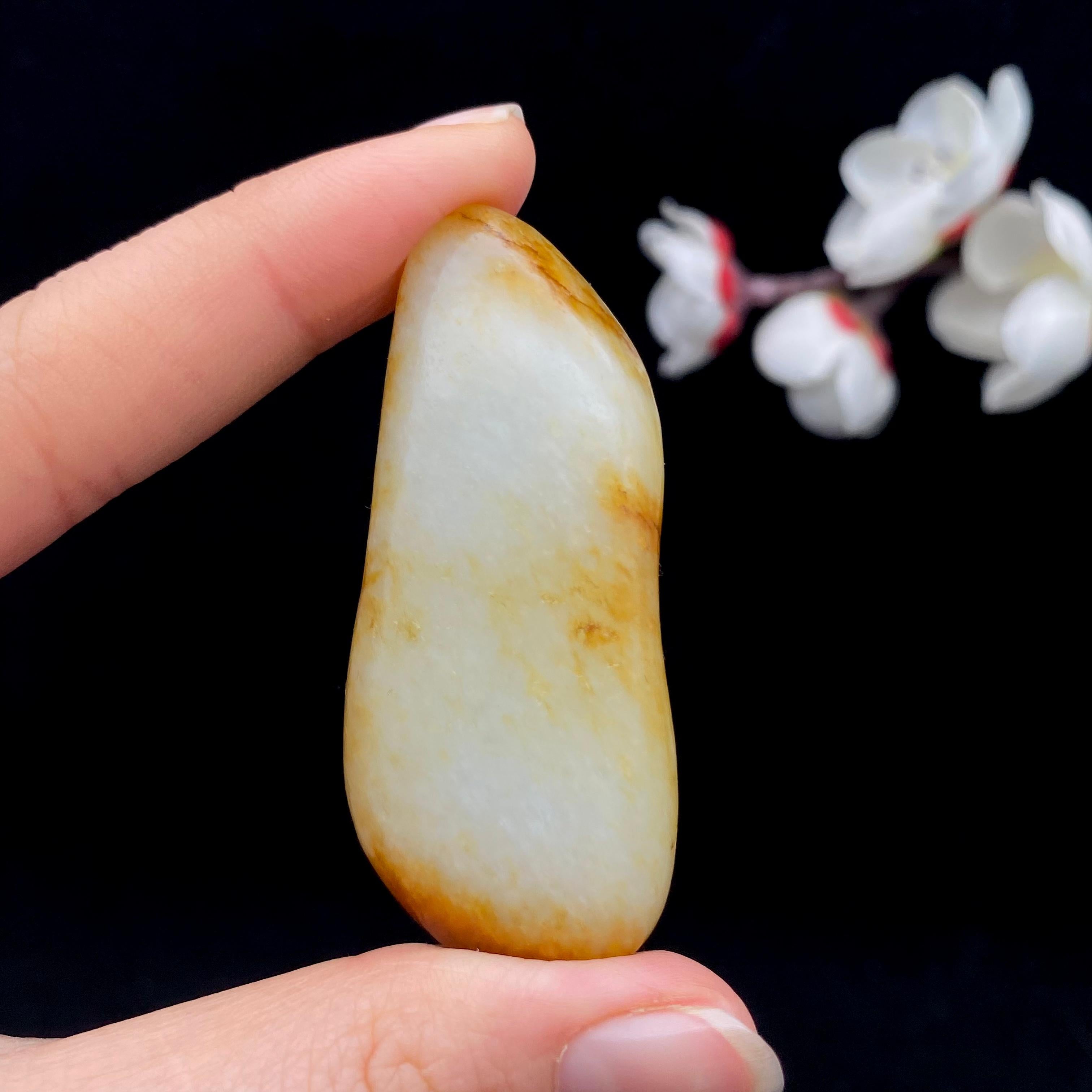 和田玉黄皮籽料挂件（38.3g）