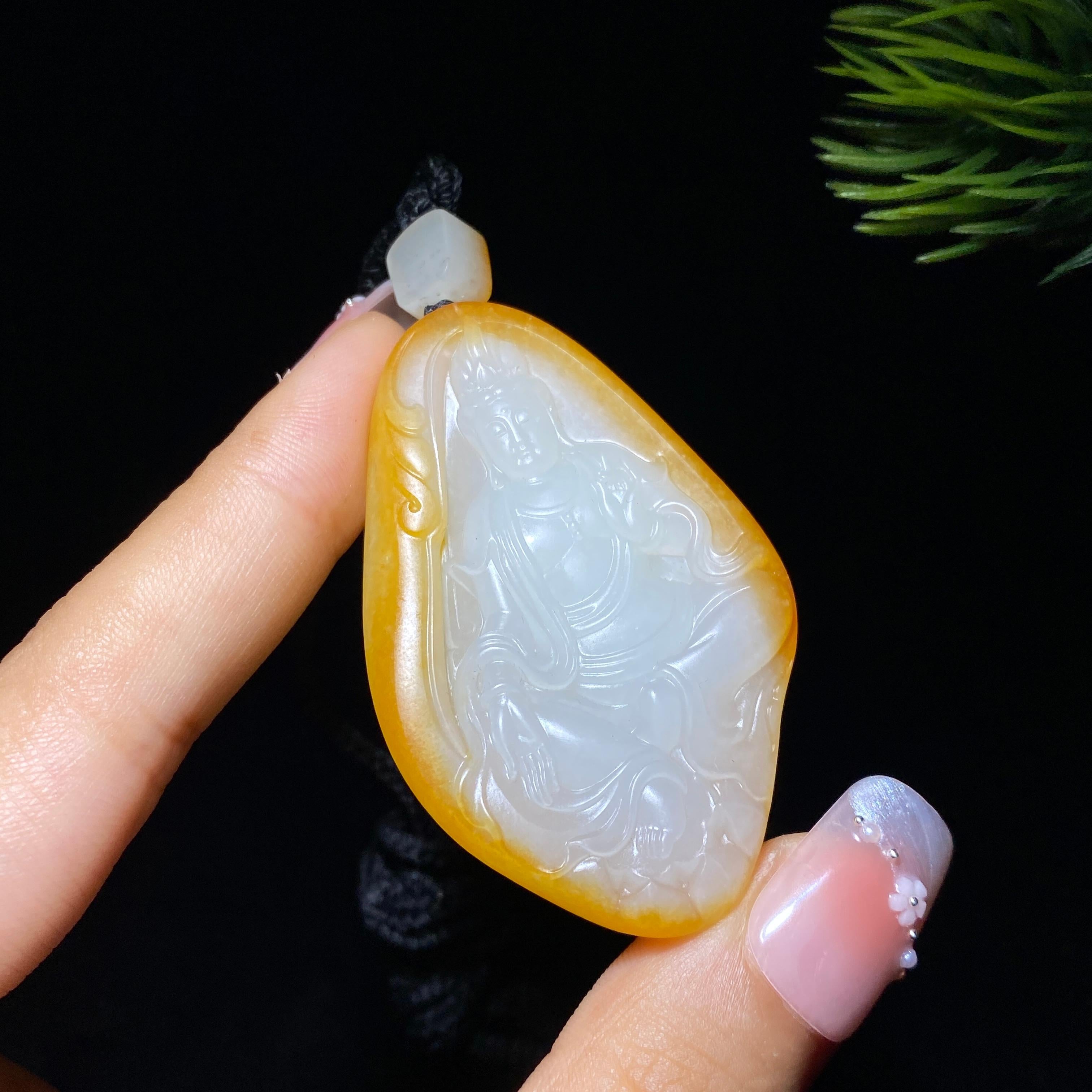 和田玉籽料观音（32.3g）
