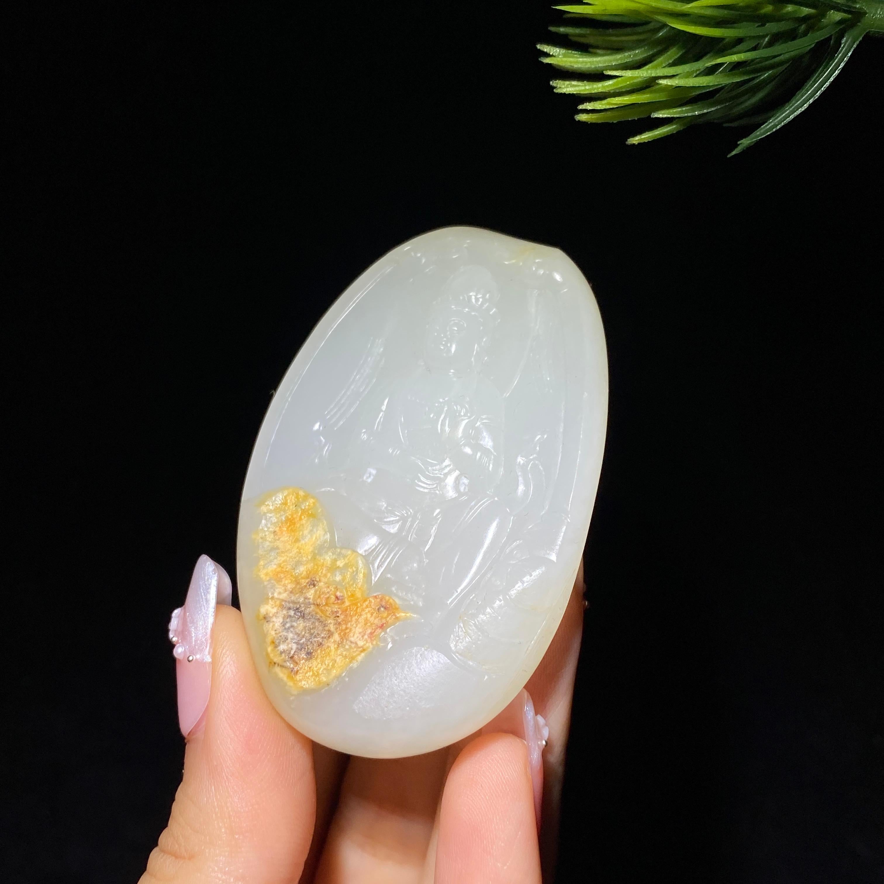 和田玉籽料观音（65.7g）