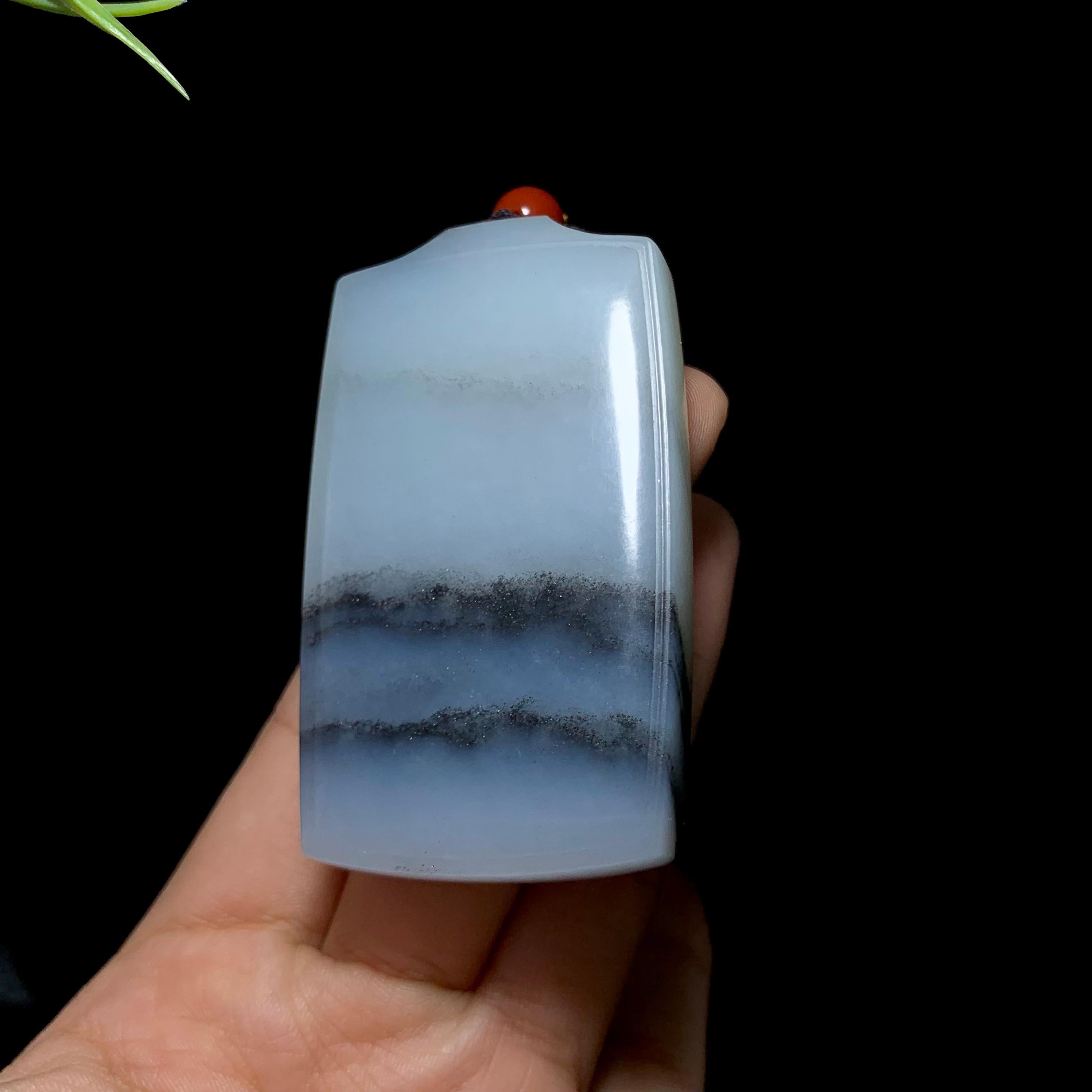 和田玉籽料青花无事牌（81.5g） – 厚德载玉