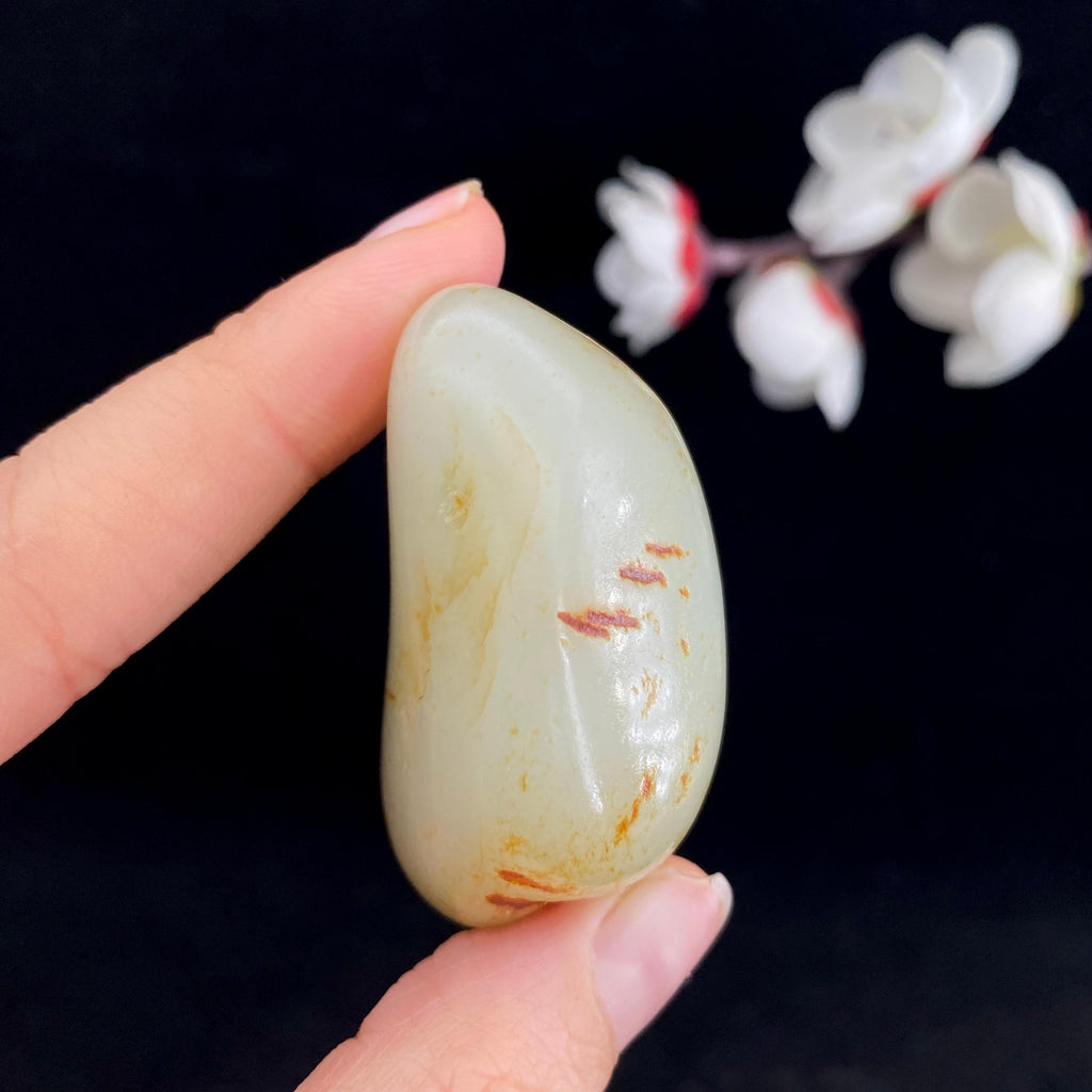 和田玉聚红皮籽料原石（64.3g）