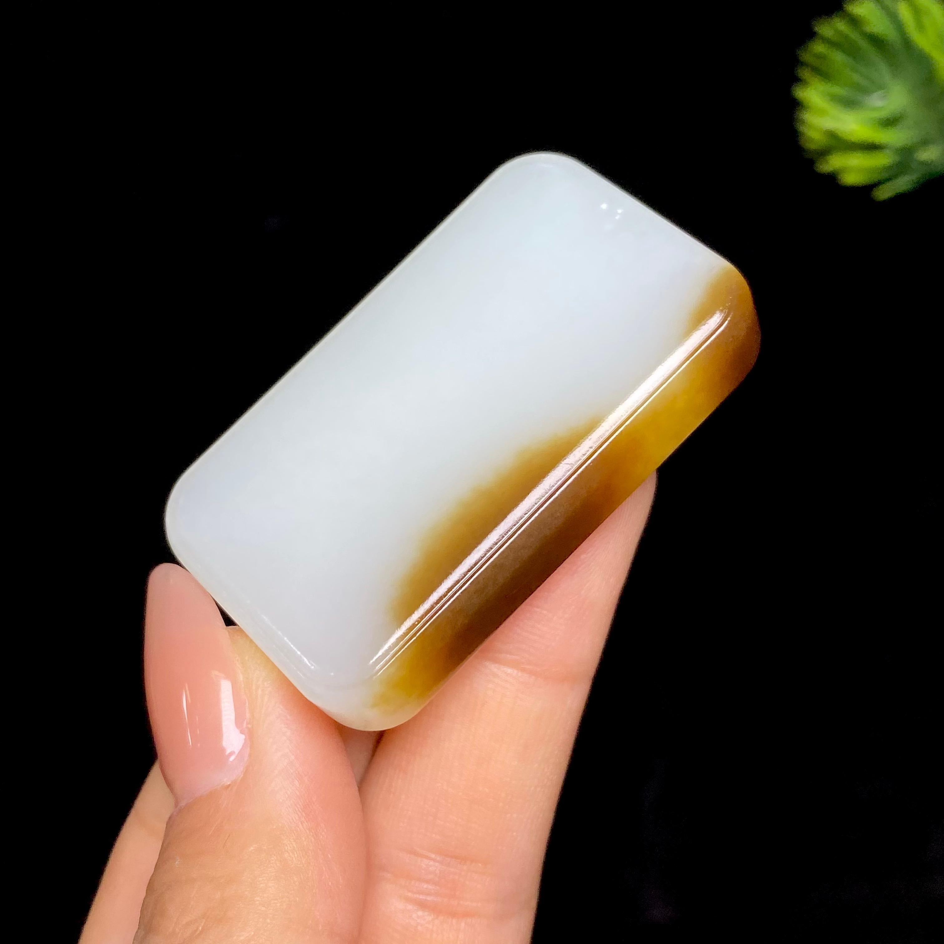 和田玉糖白无事牌（38.6g）