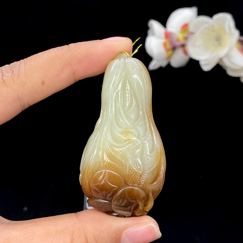 和田玉-糖青白【白菜】大挂件（53.0g）