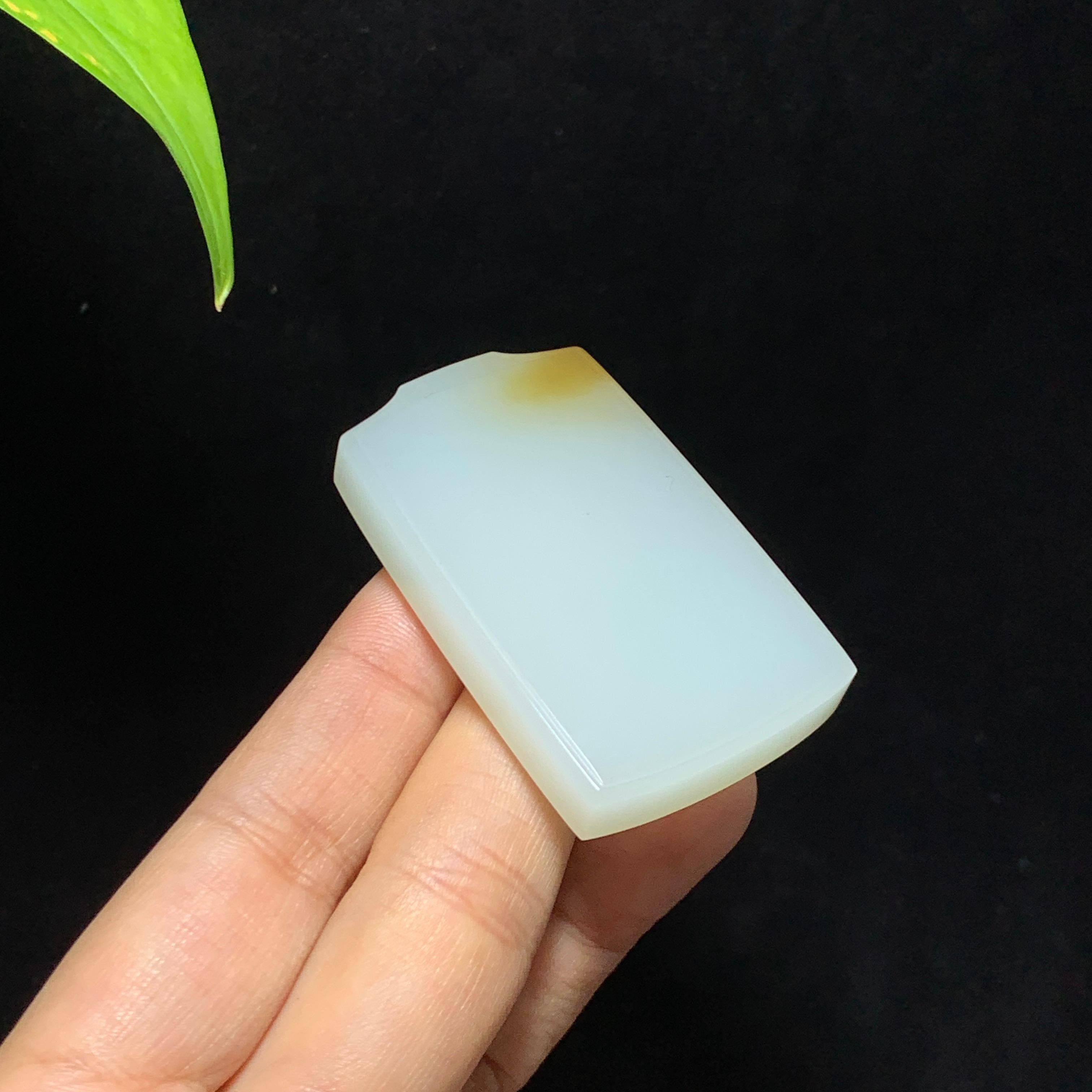 和田山料糖白玉无事牌（43.9g）