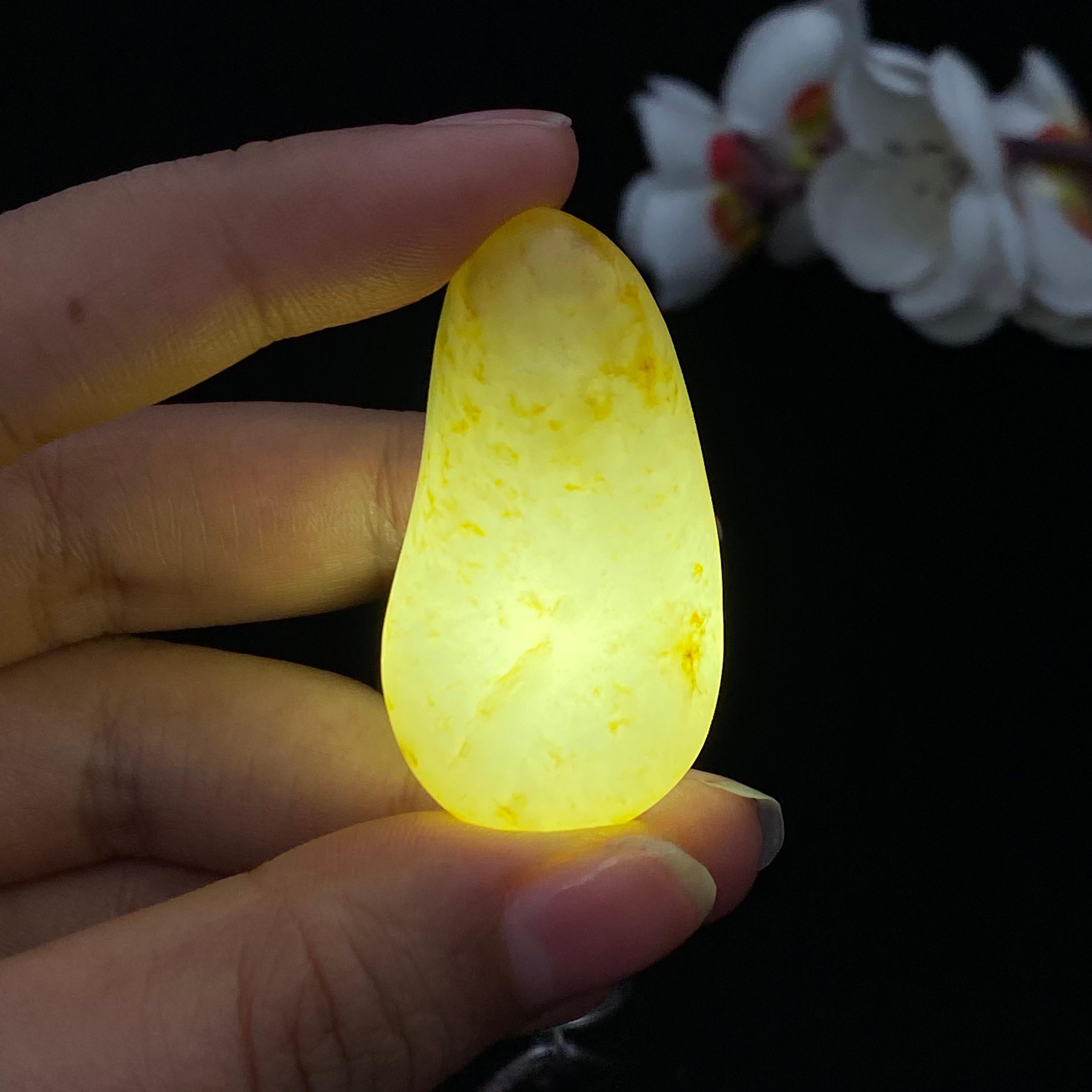 和田玉洒金皮籽料挂件（23g）